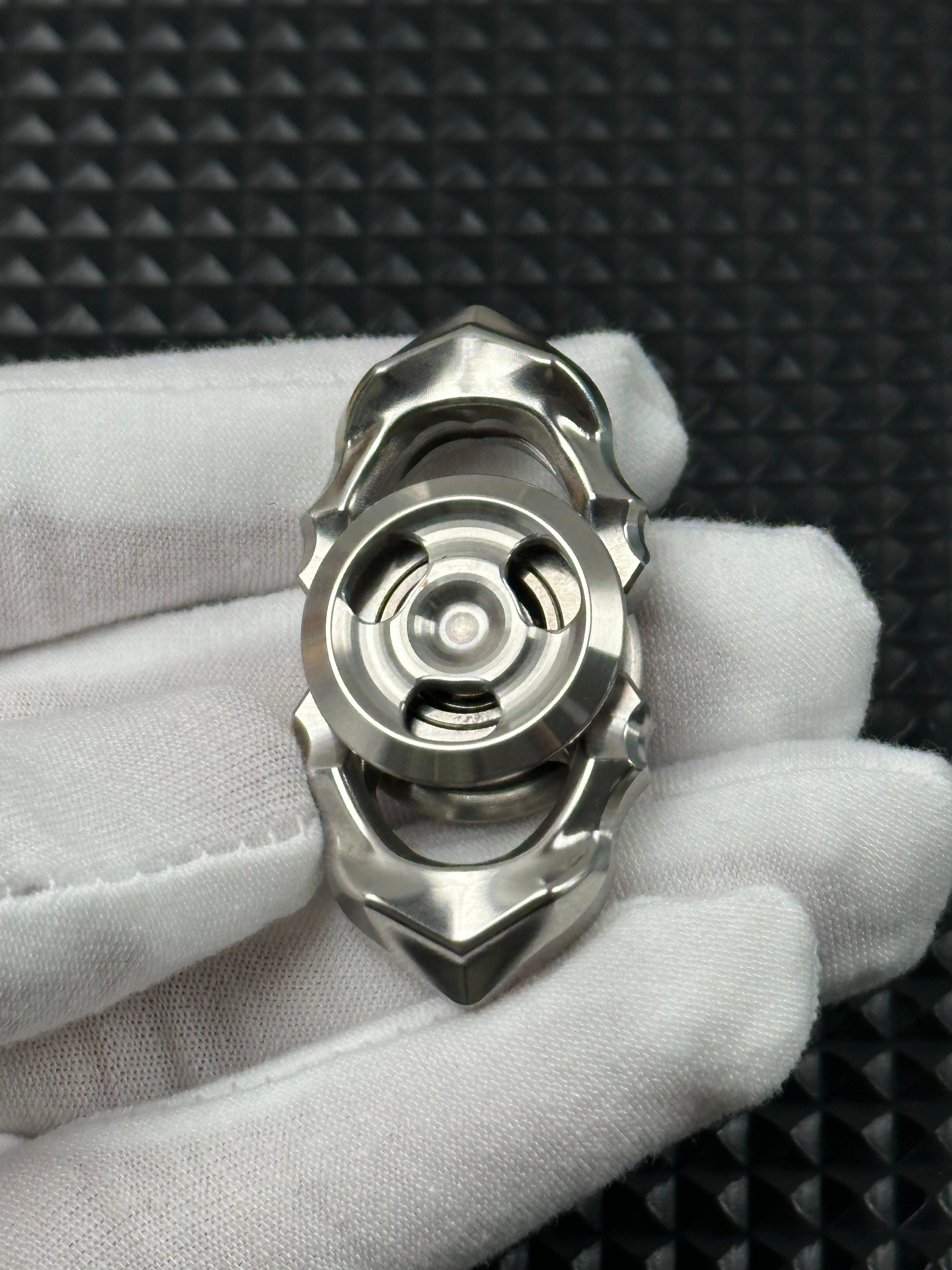 Thorns And Fog Stainless Steel Machine Finished