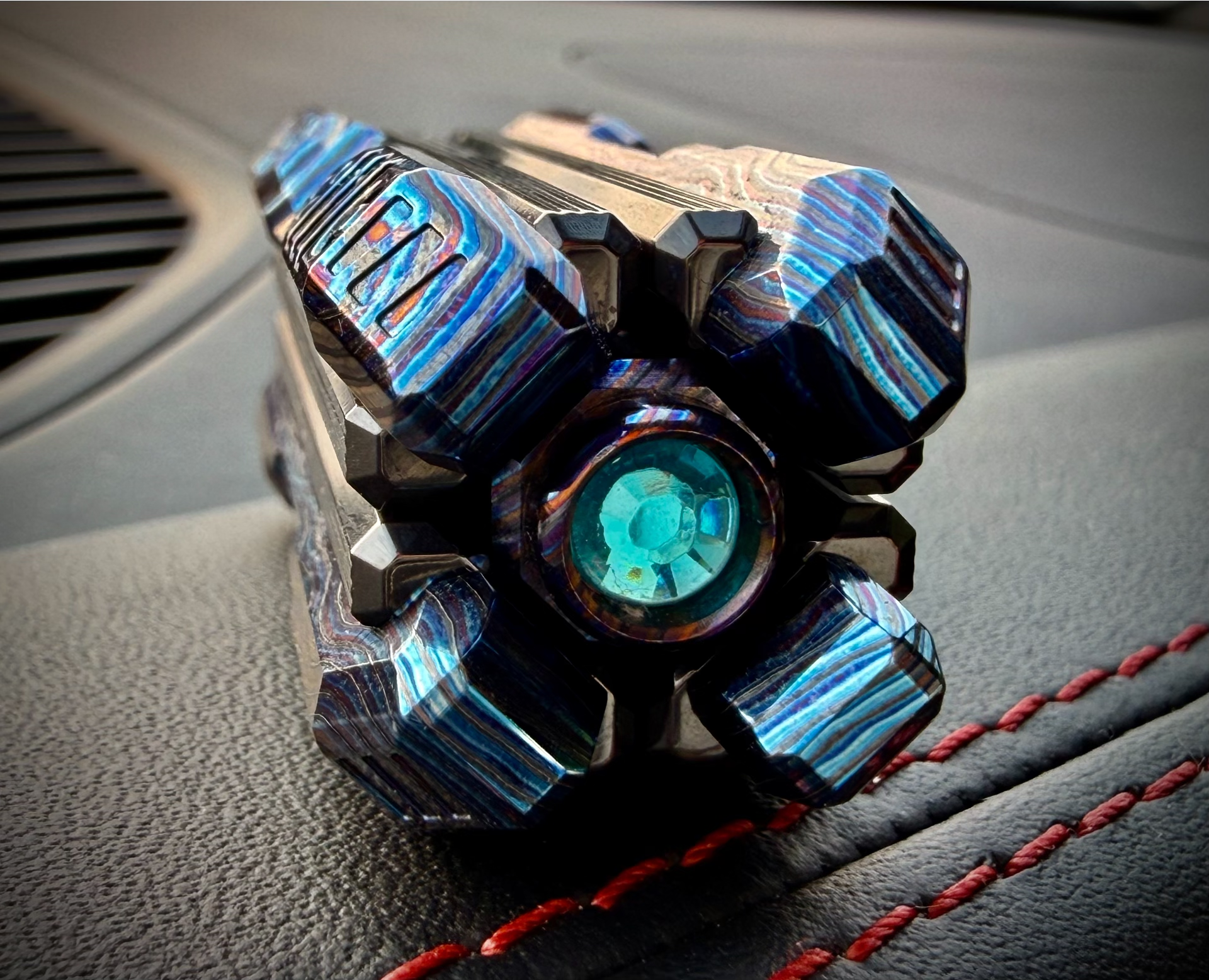 Ancient Tech Zircuti
