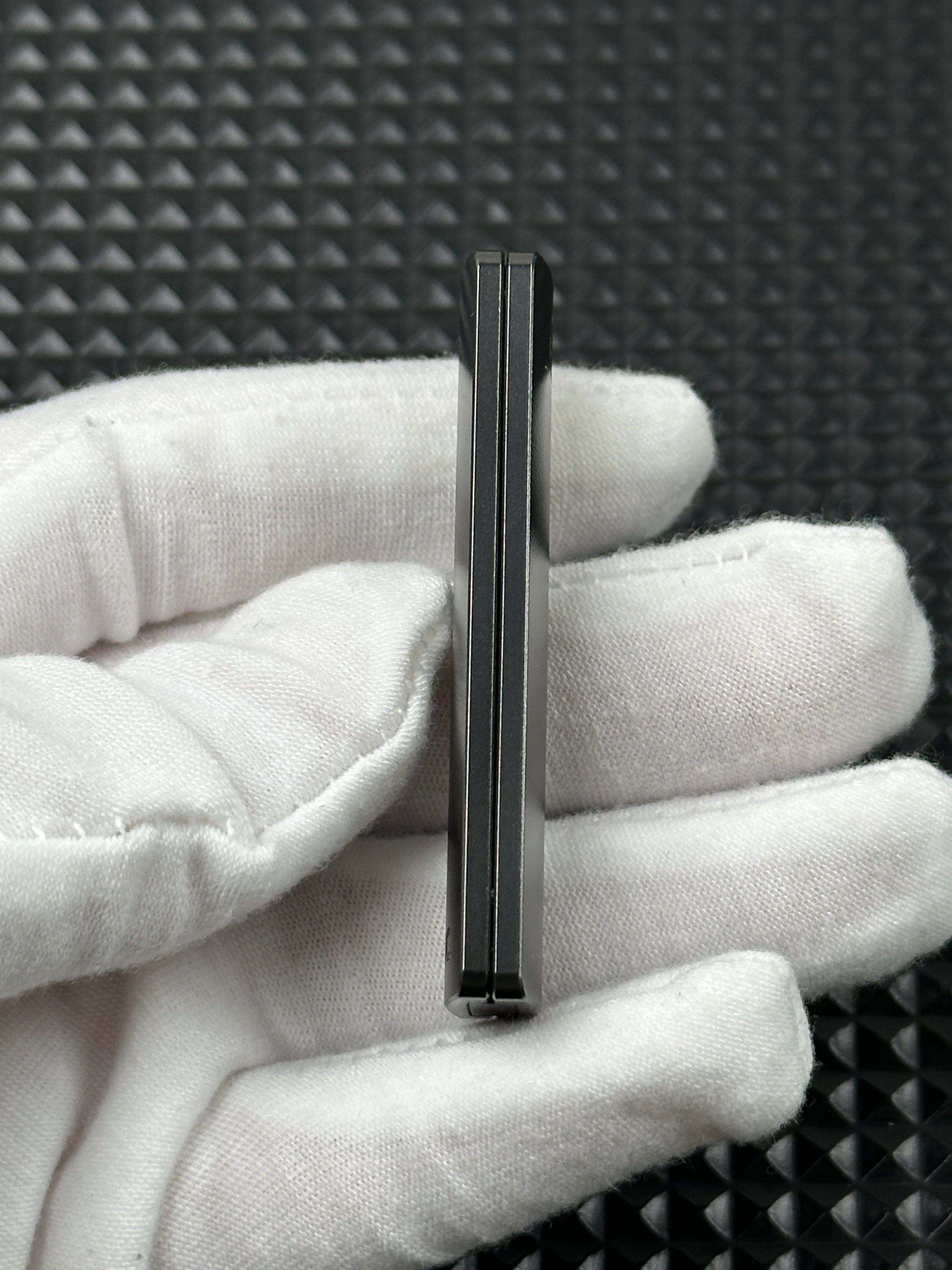 Ji Li 2.0 Zirconium