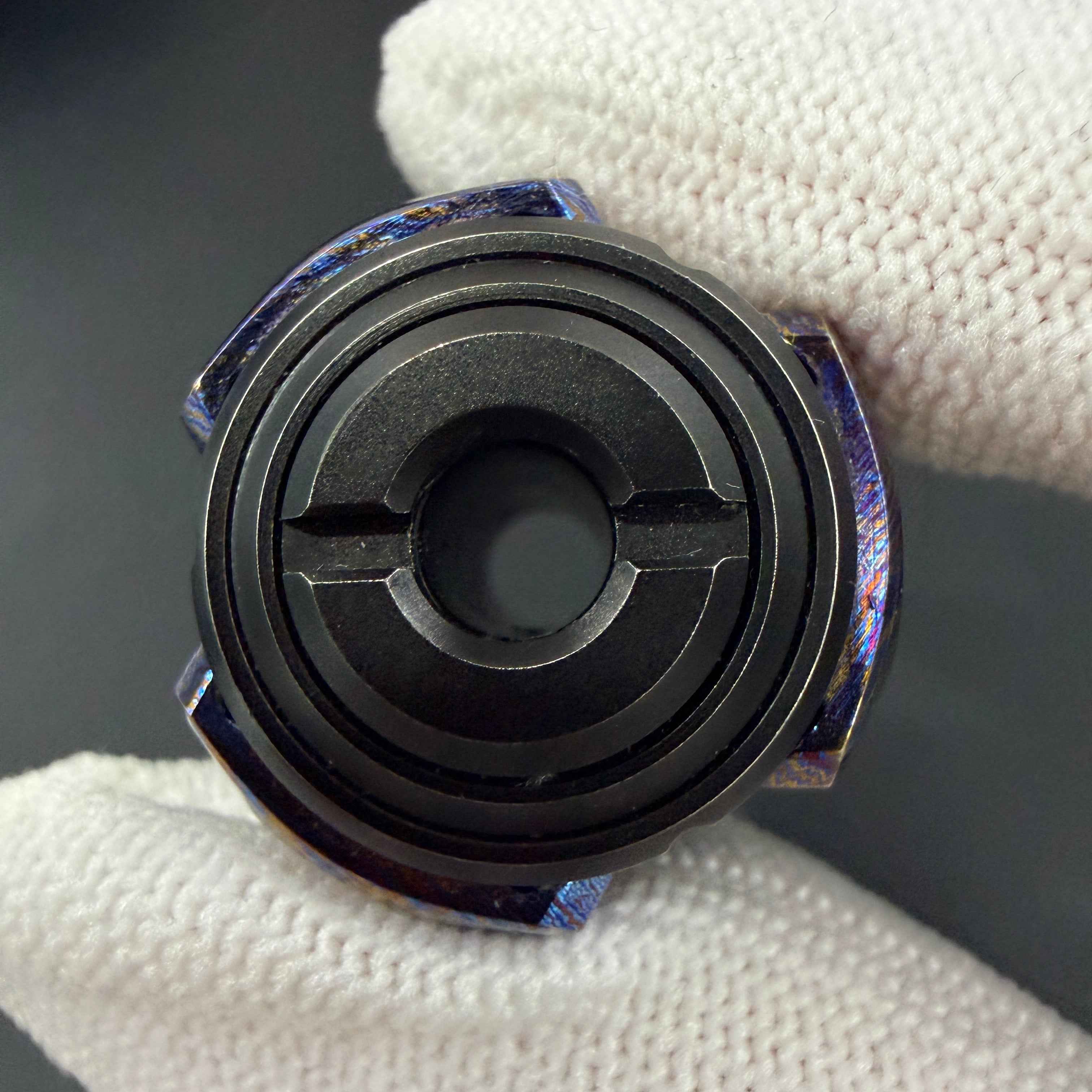 SHAKE Mokuti Titanium