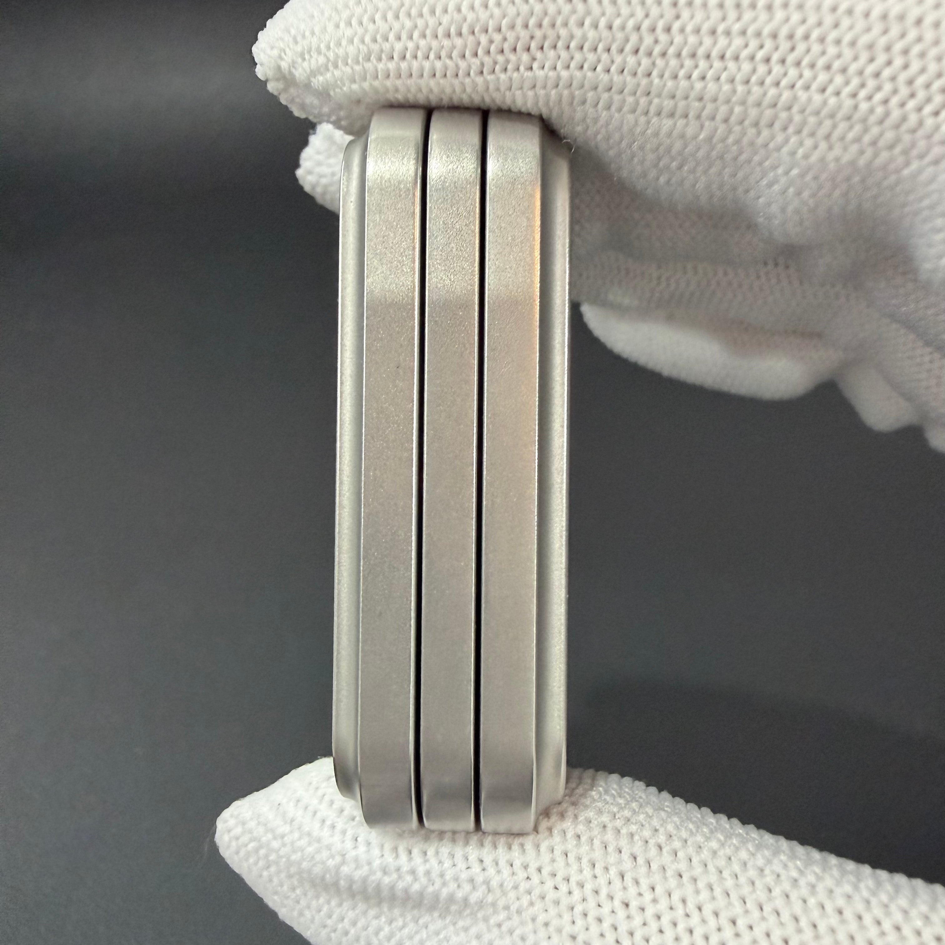 Magnet Feel Stainless Steel Stonewashed