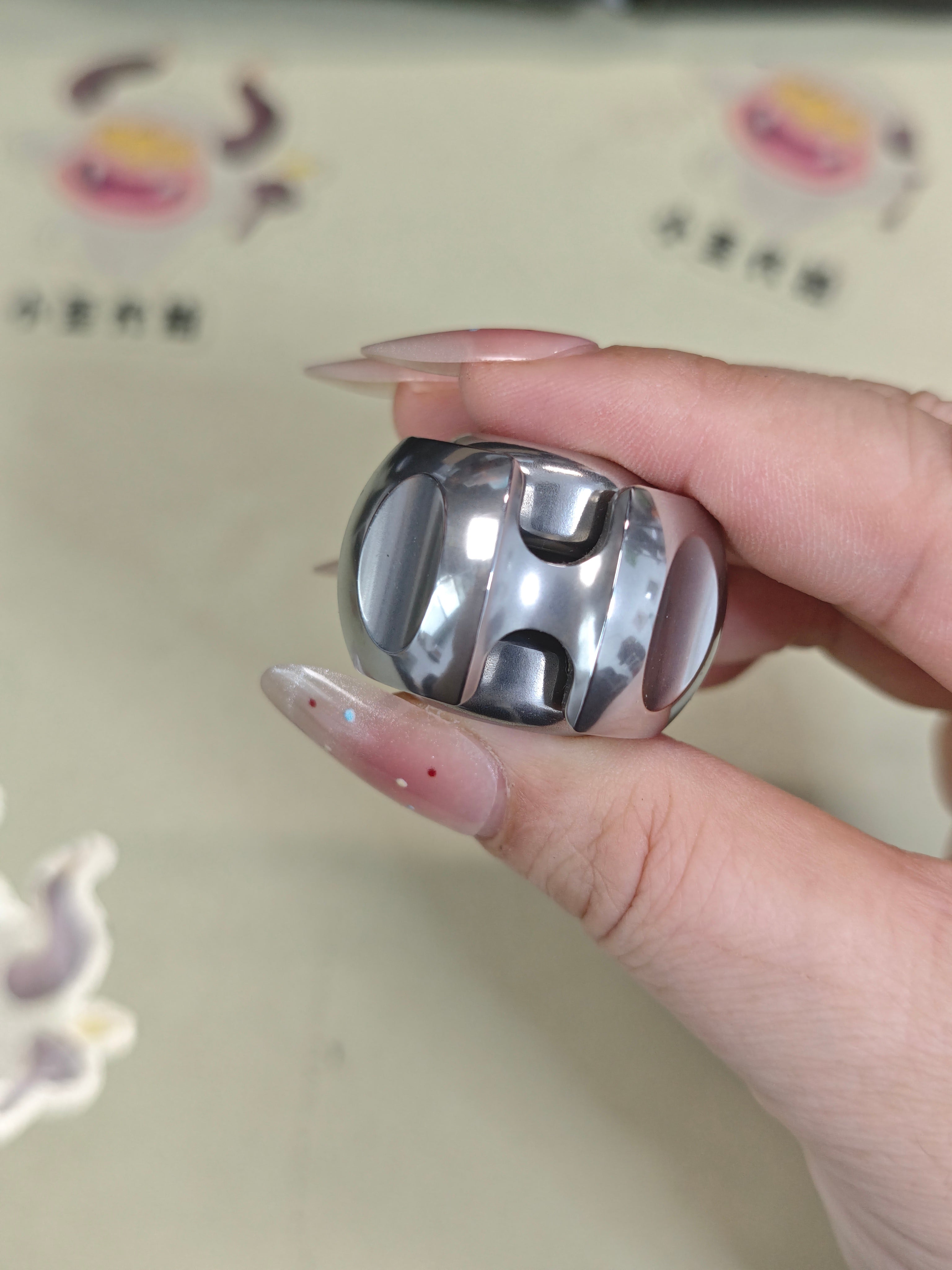 Noiz Stainless Steel