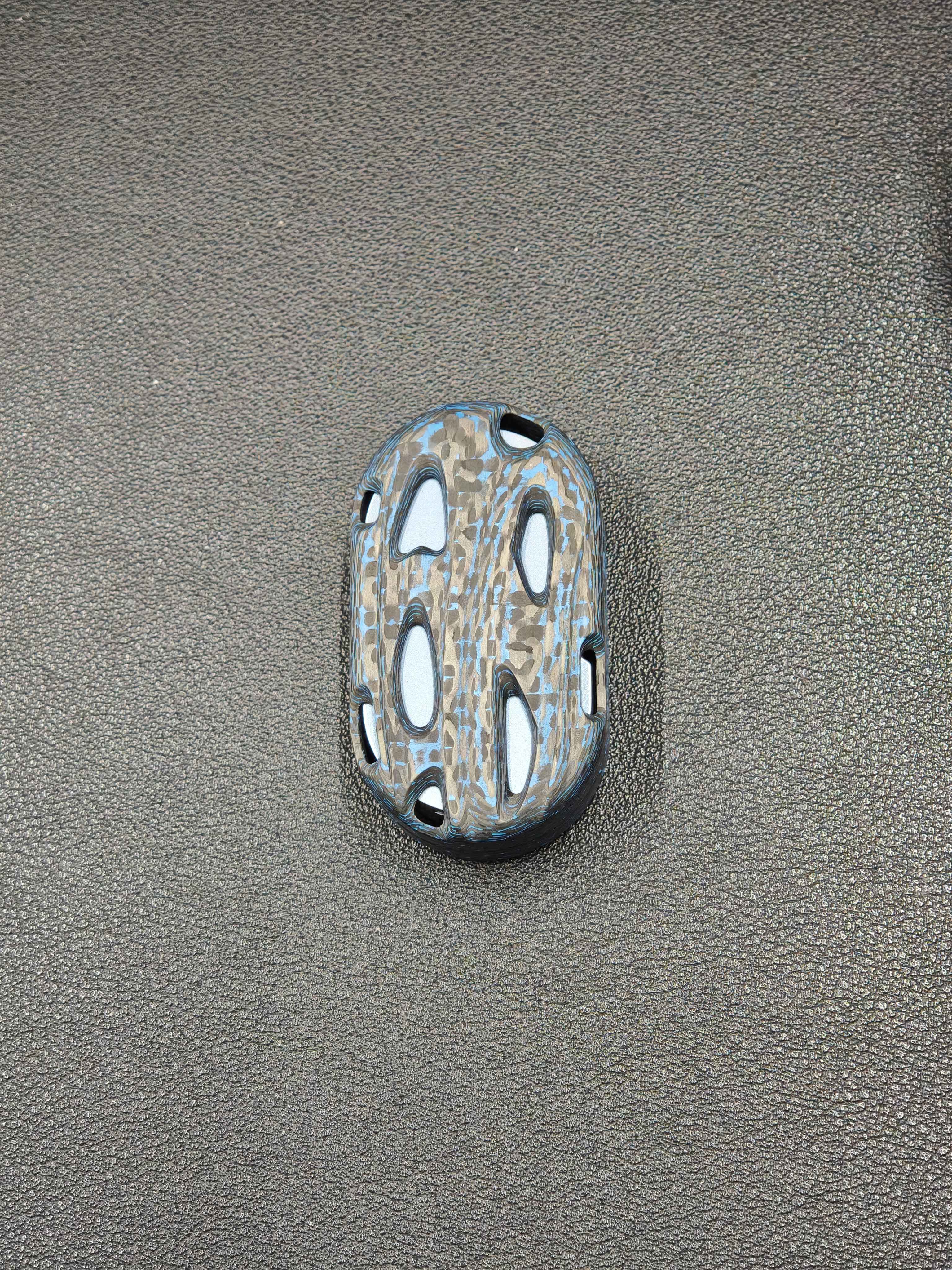 Lag Carbon Damascus