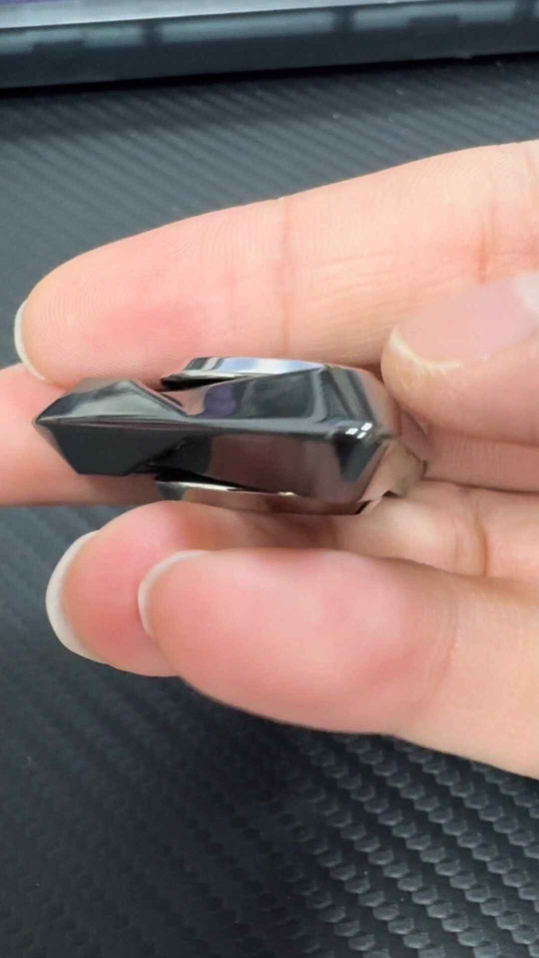 Ling Guang Spinner Zirconium