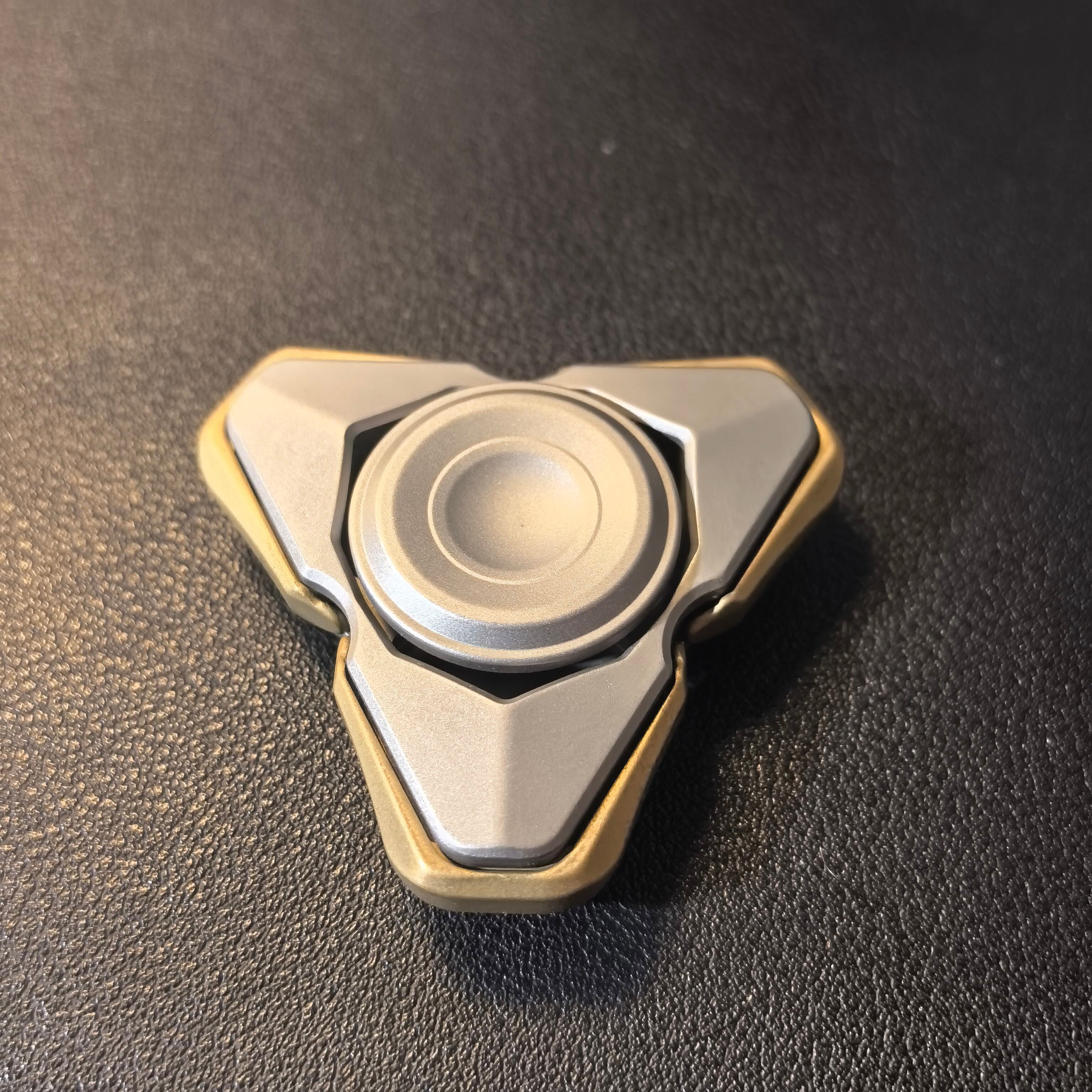 SUAN Q Stainless Steel Brass