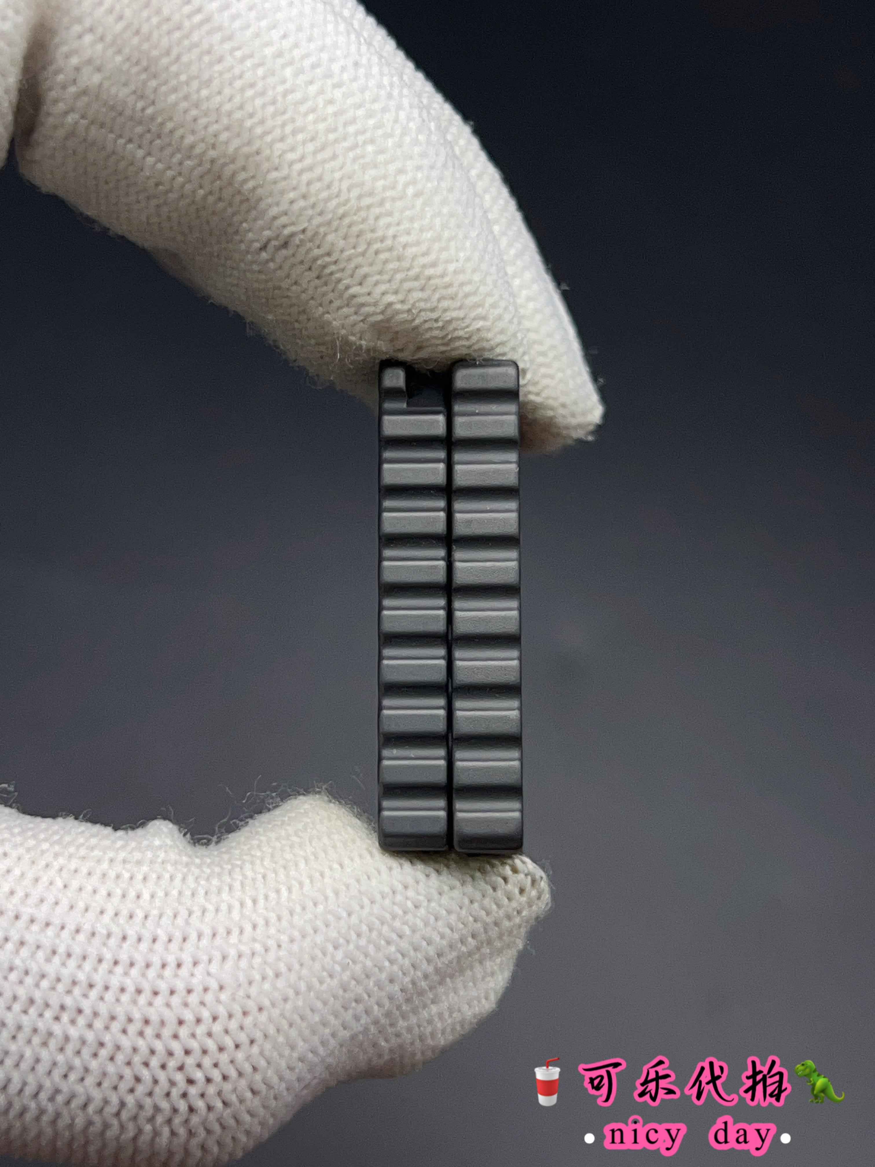 Mech Stamp Zirconium