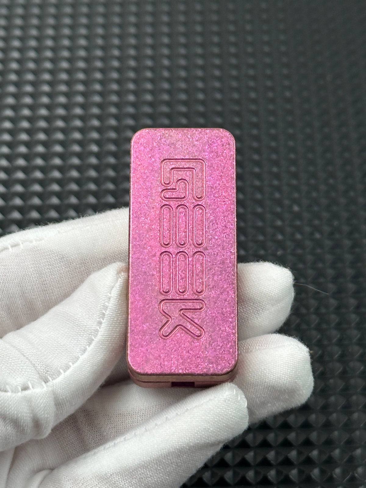 Mini Brick Crystallized Titanium