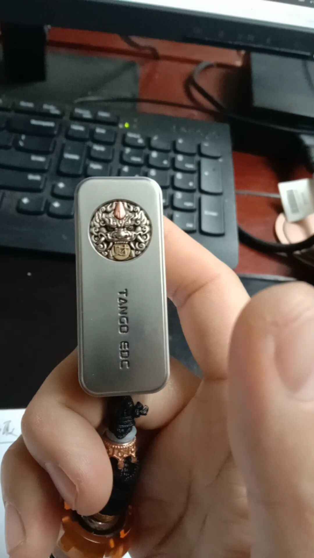 Sugar Cube Titanium