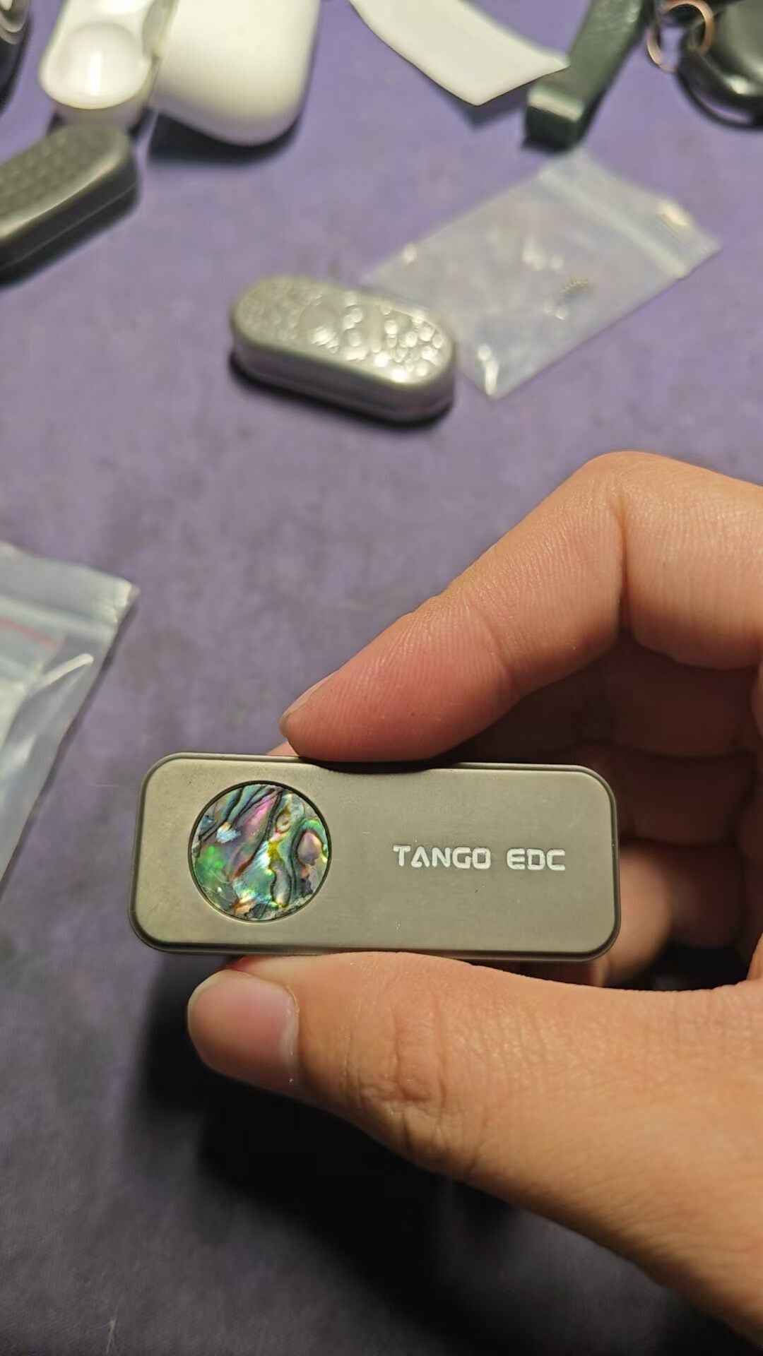 Sugar Cube Titanium