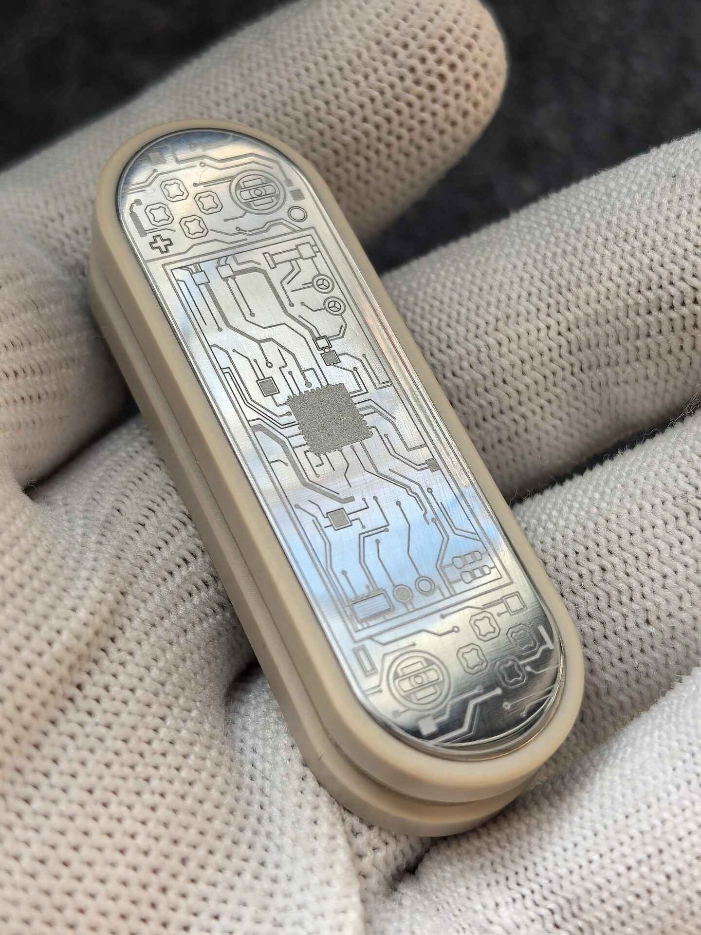 Guandan Mini Stainless Steel PEEK