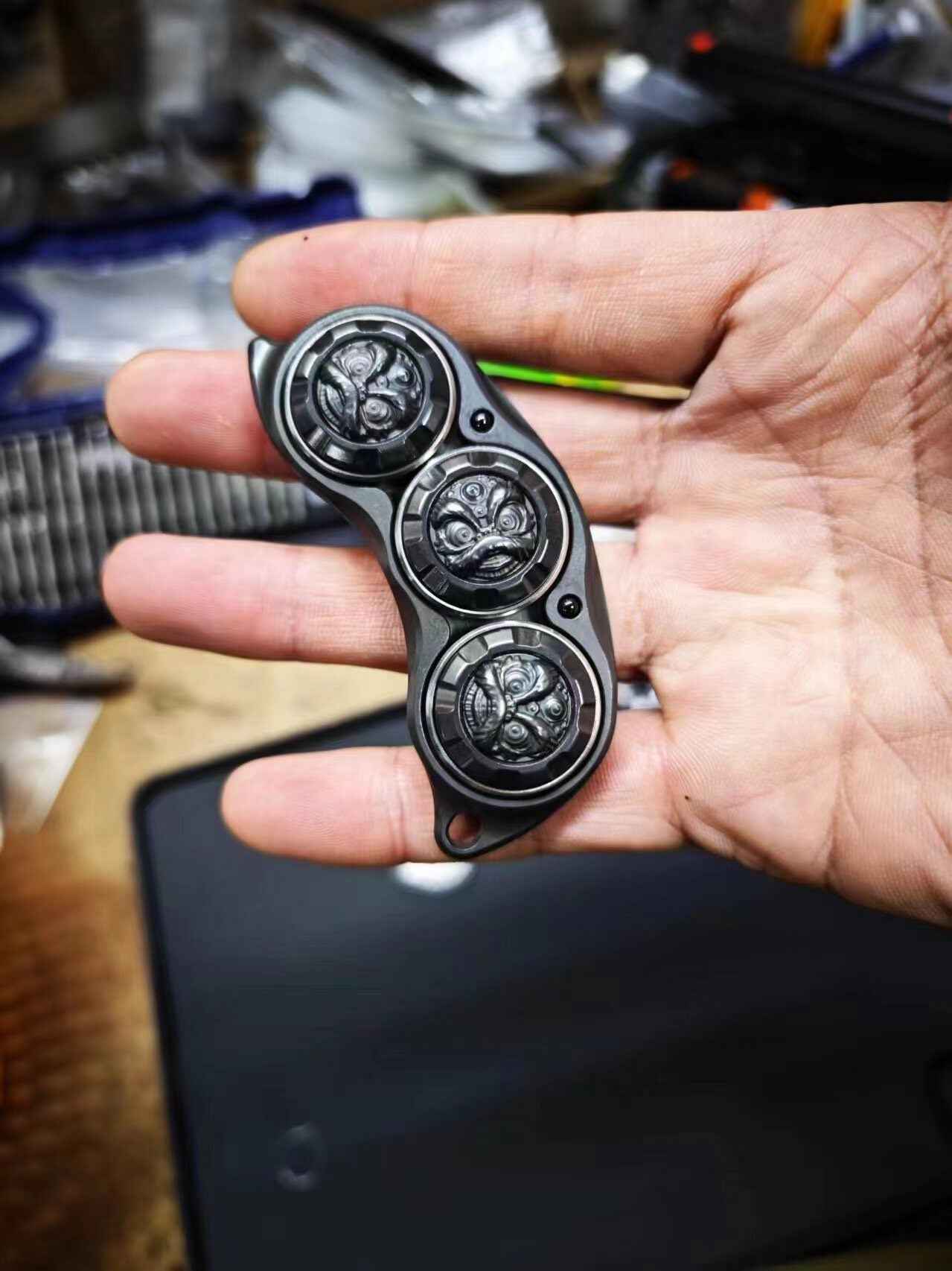 Pea Pod Zirconium Stainless Steel