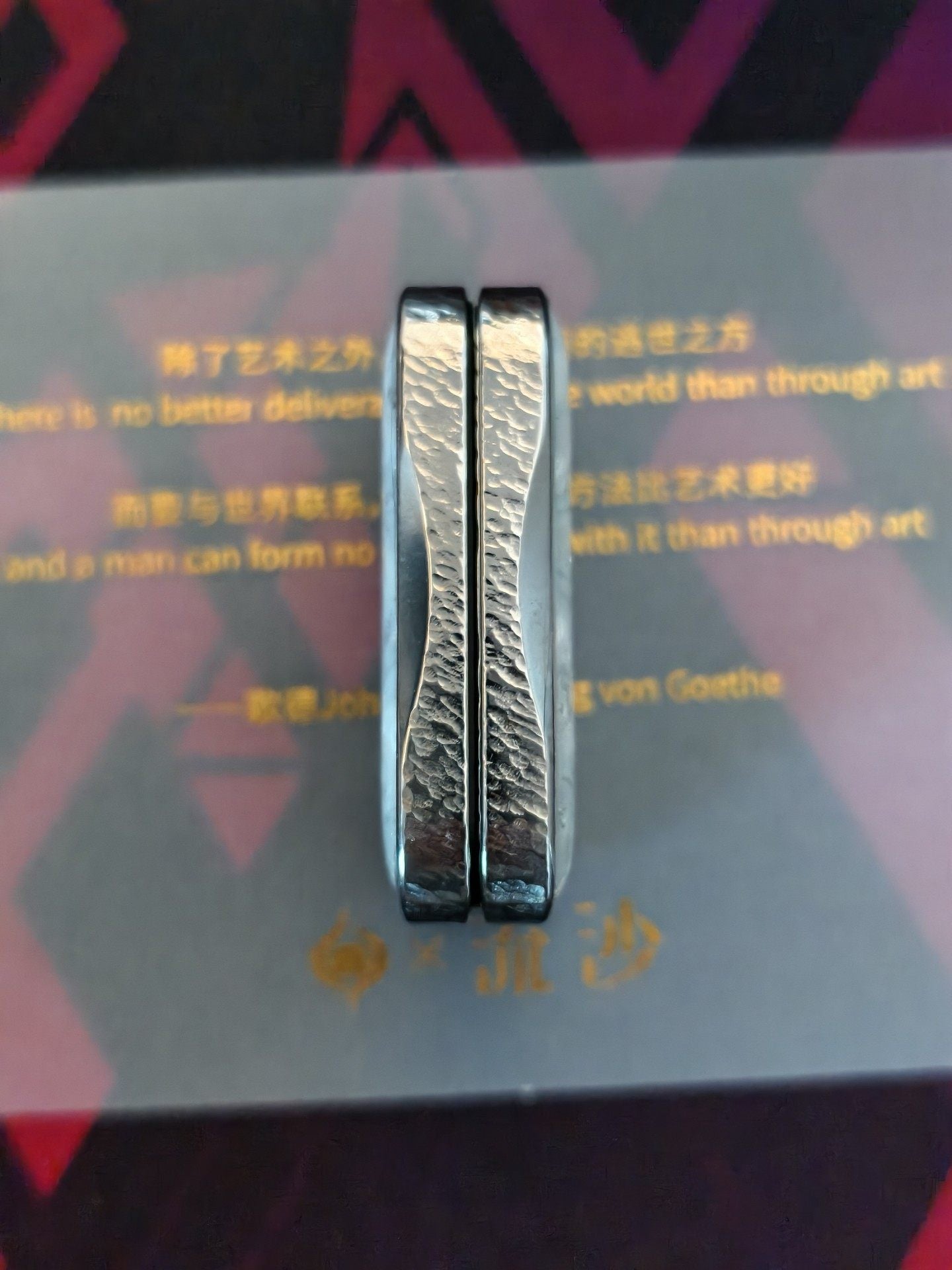Aura Sand Titanium