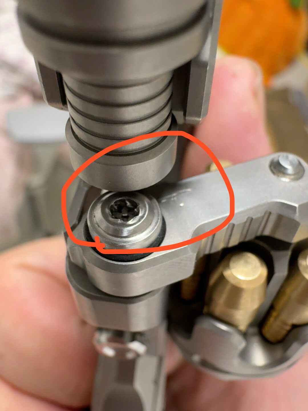 Breaker Titanium