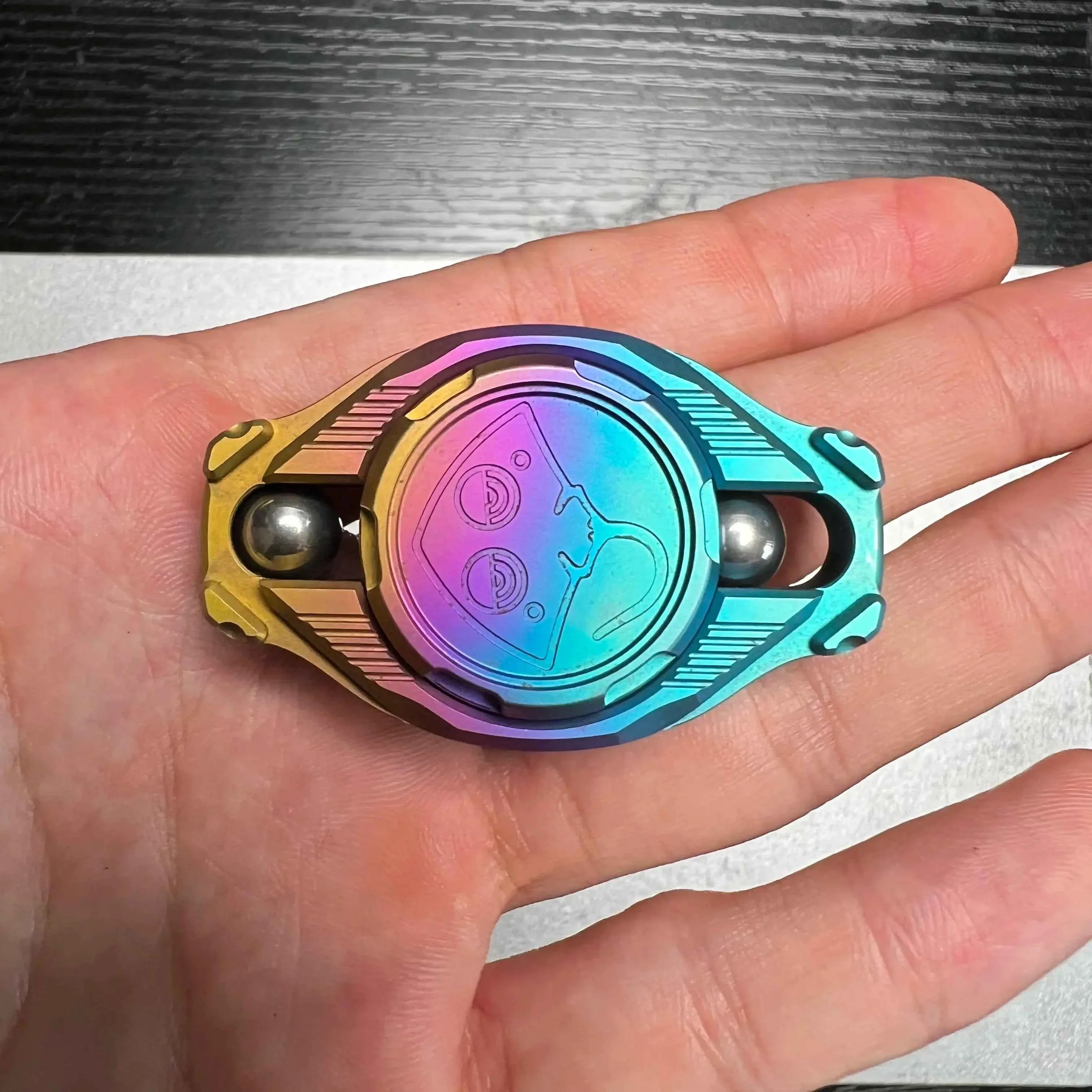 Manta Ray 2.0 Titanium