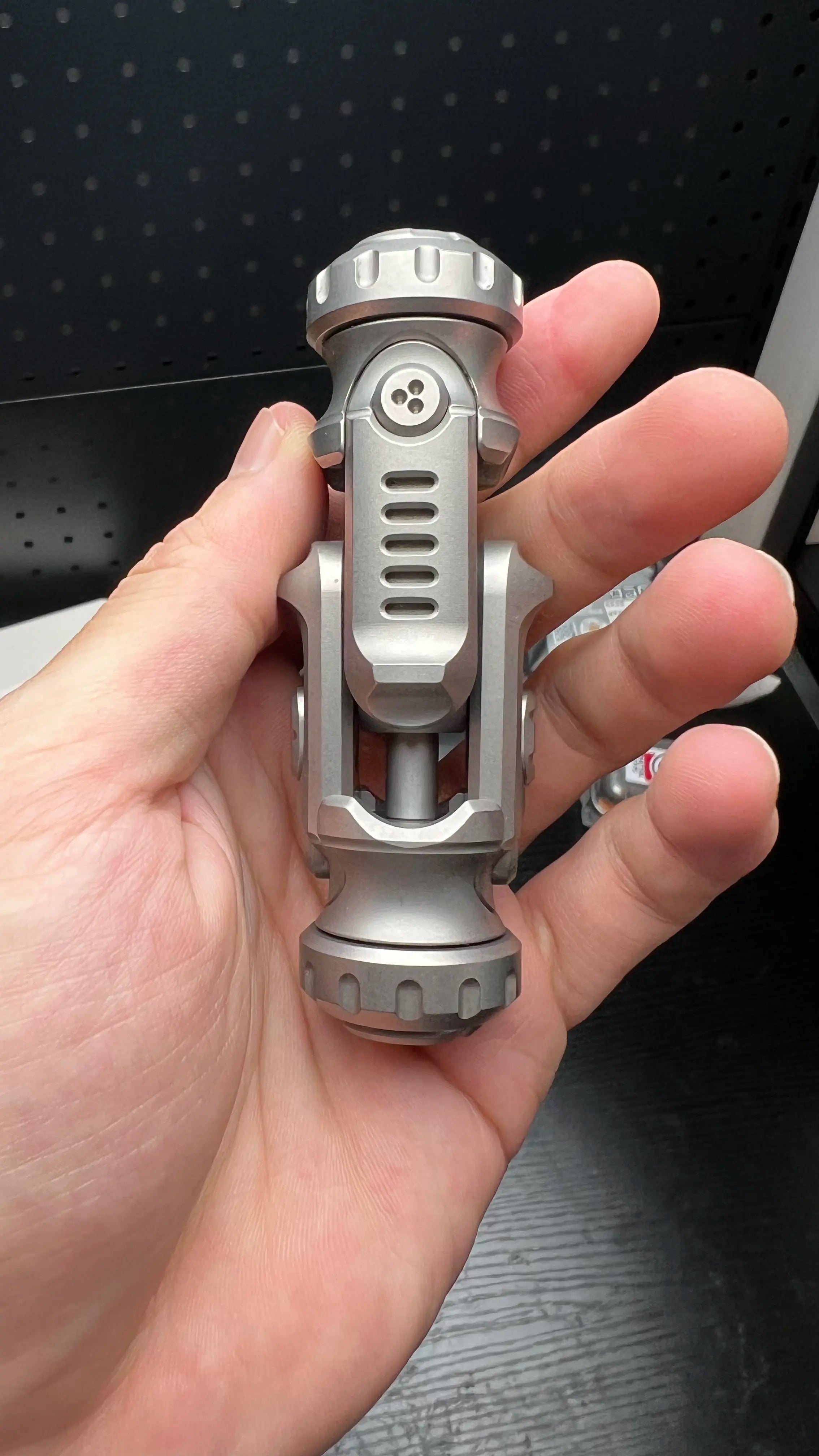 Shock Bomb Titanium