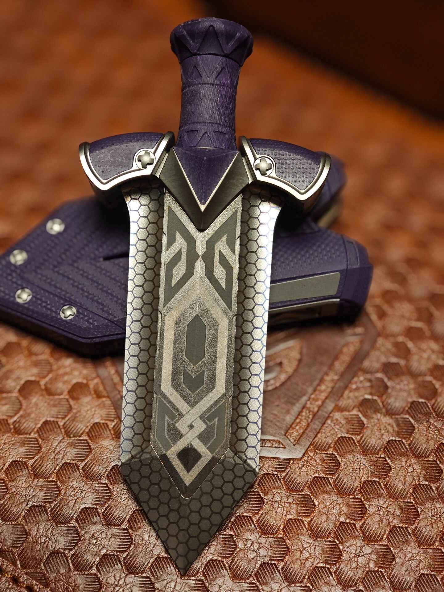 Aroundight G10
