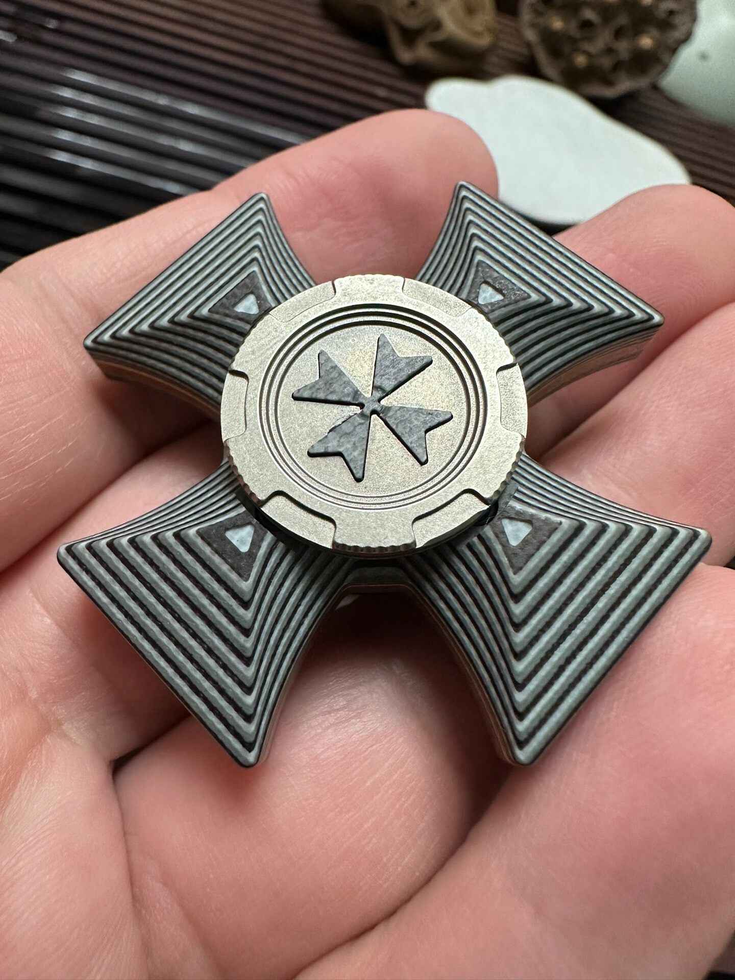 Malta Cross G10 Limited Edition