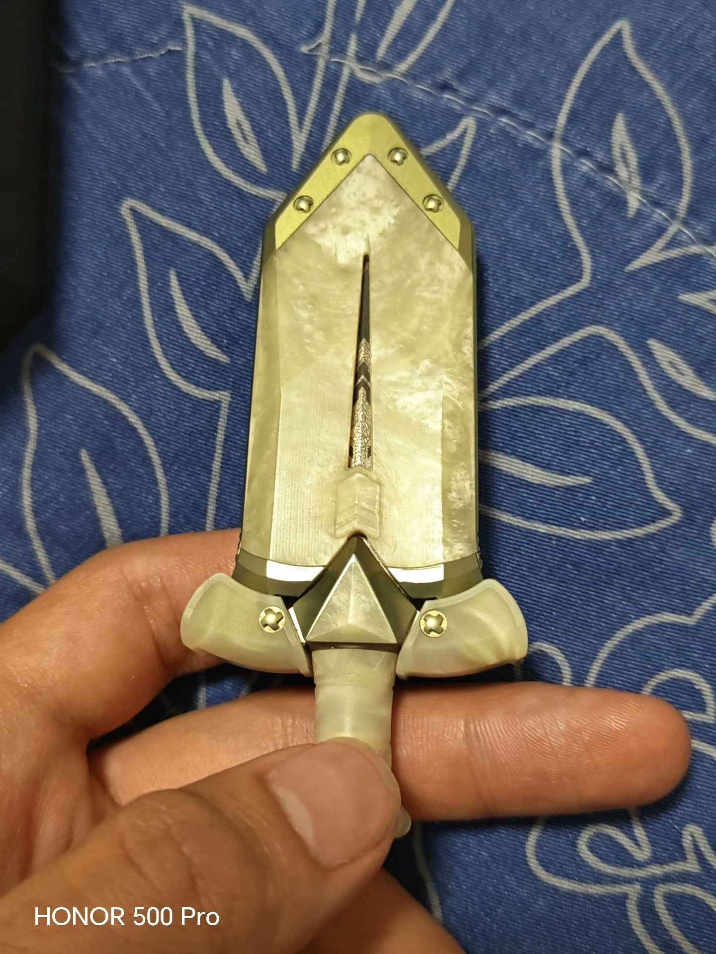 Ghost Lantern Lake Sword G10