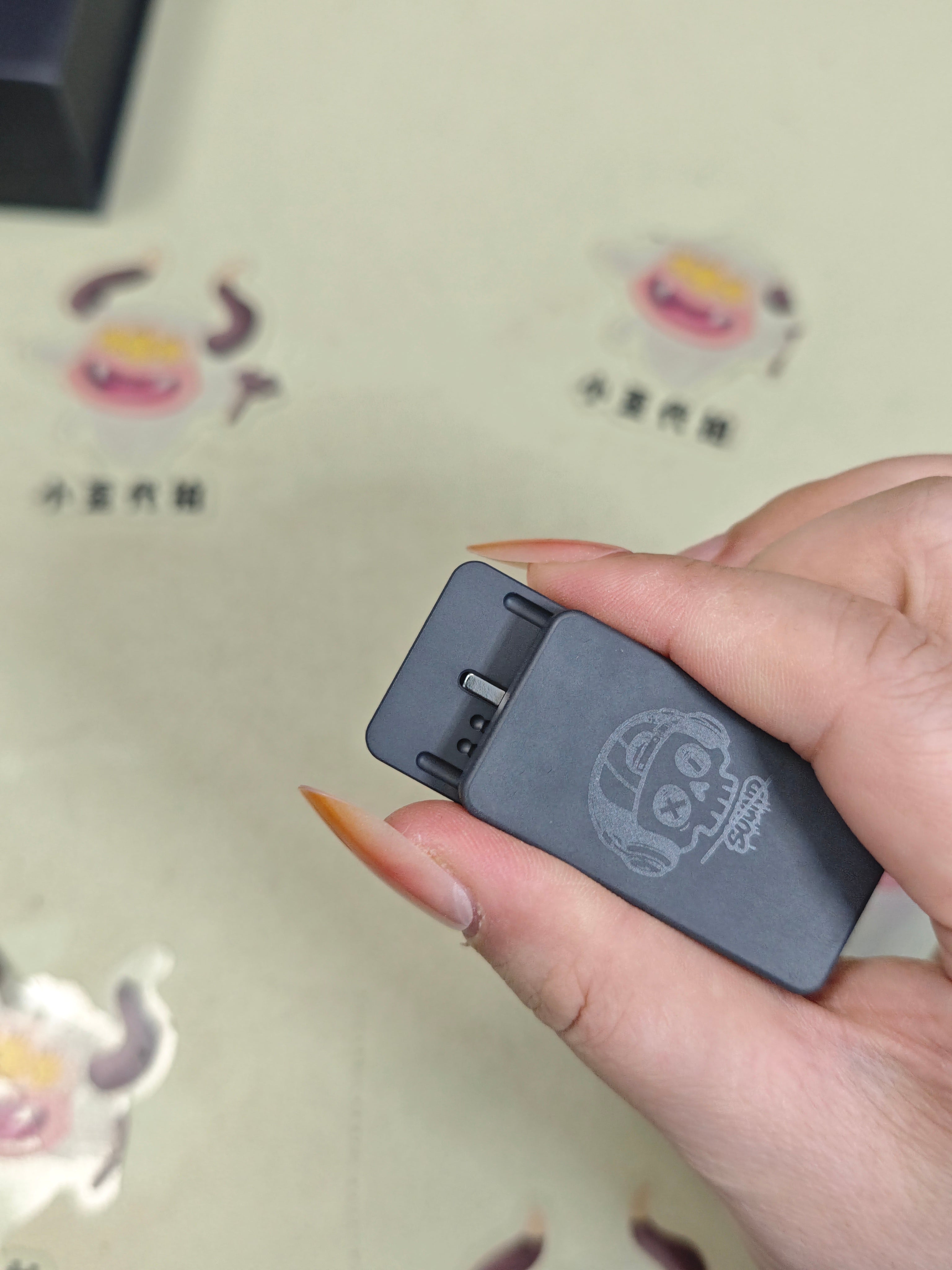 Mute Zirconium
