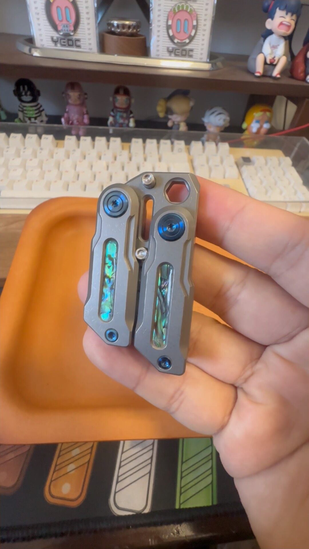 Gloom Balisong, Titanium