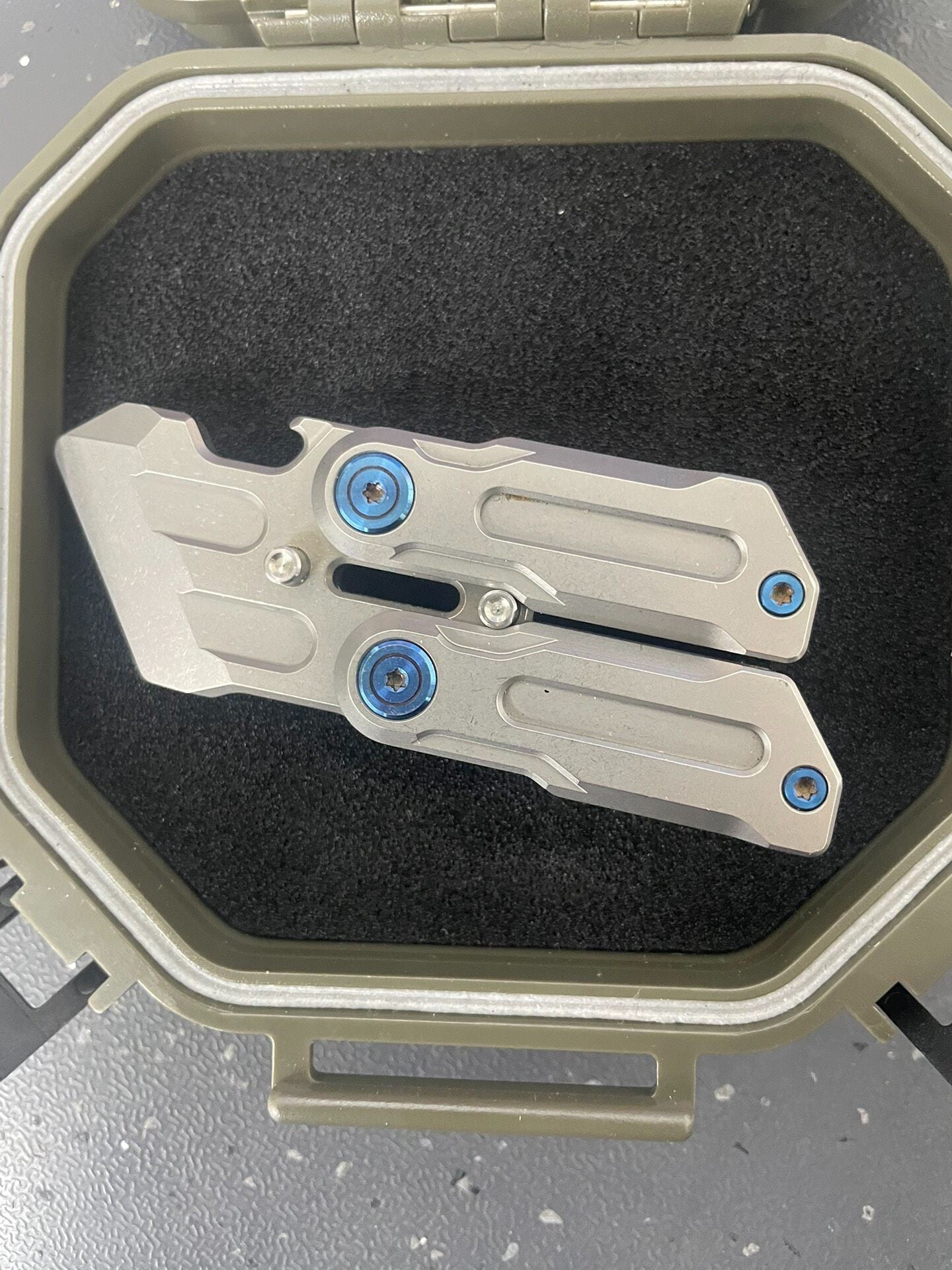 Gloom Balisong Titanium
