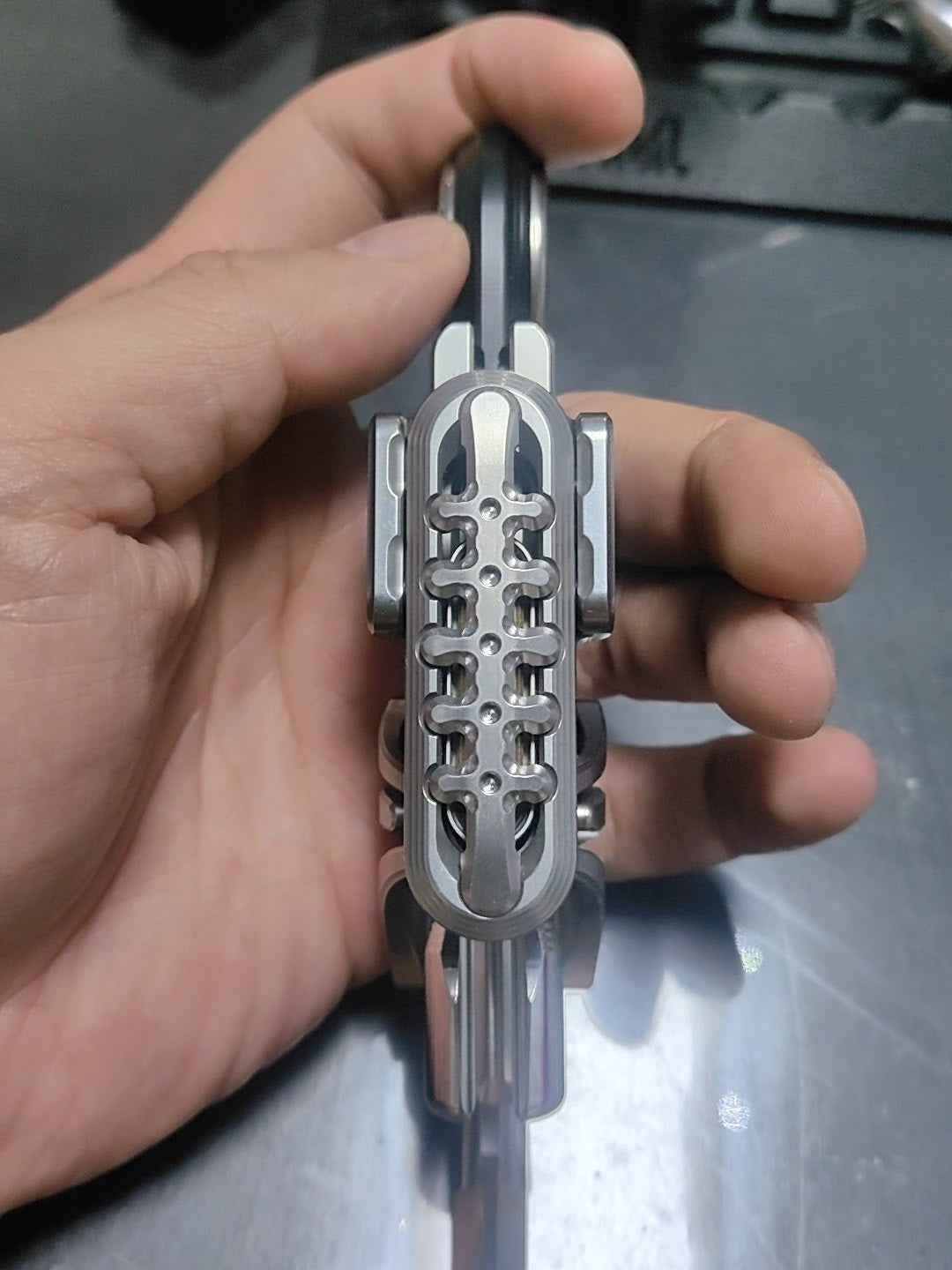 EXOSKELETON Titanium