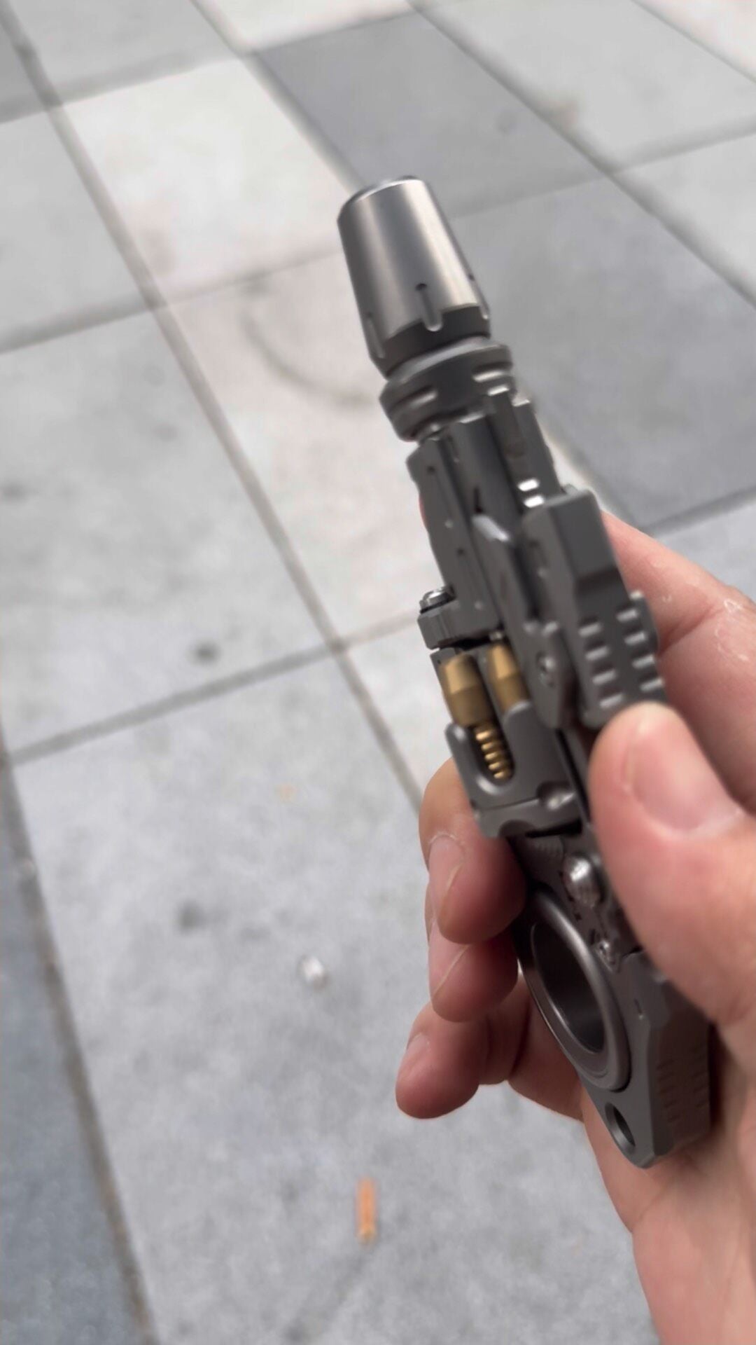 Breaker Titanium