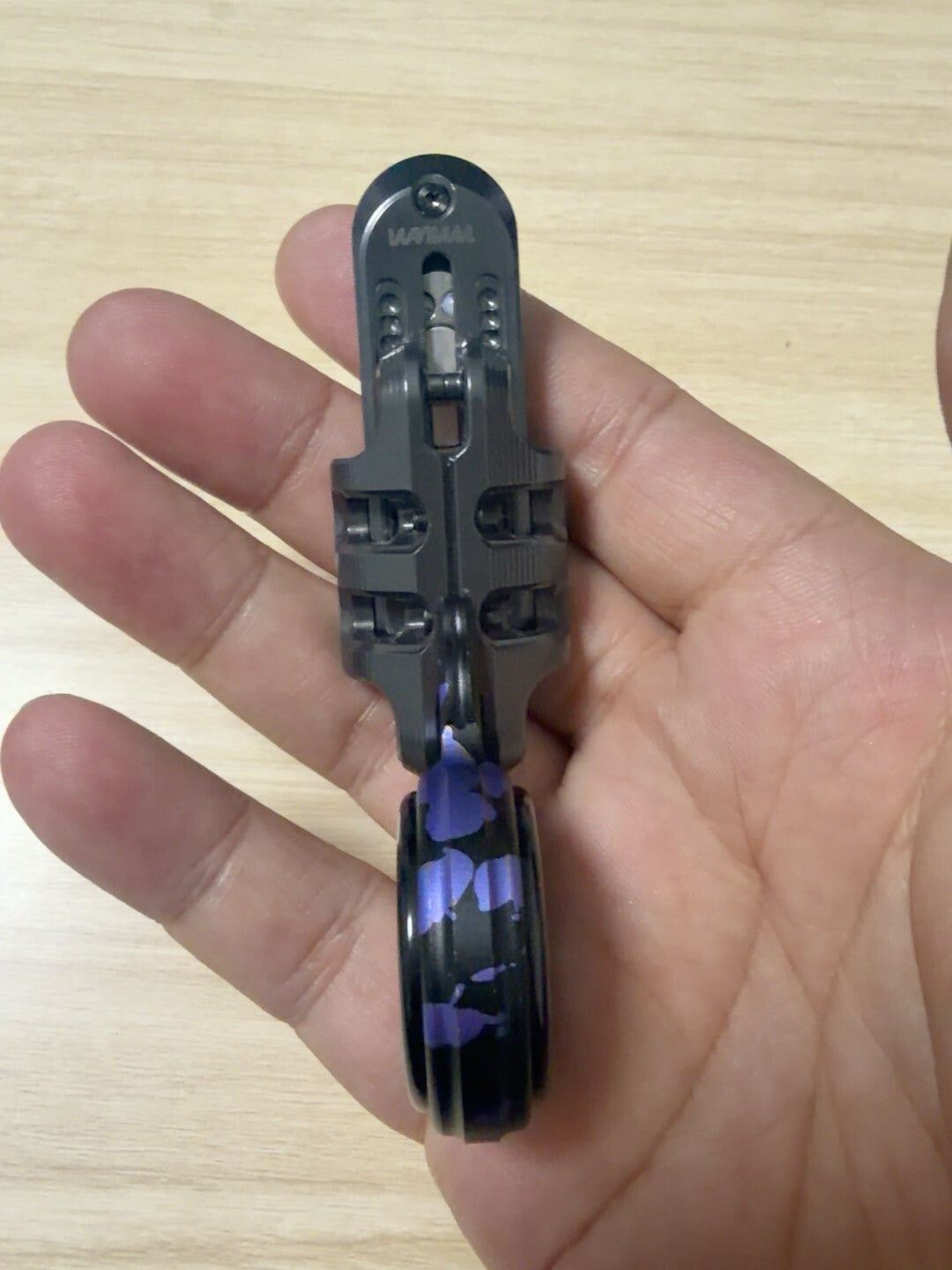 EXOSKELETON Zirconium Titanium