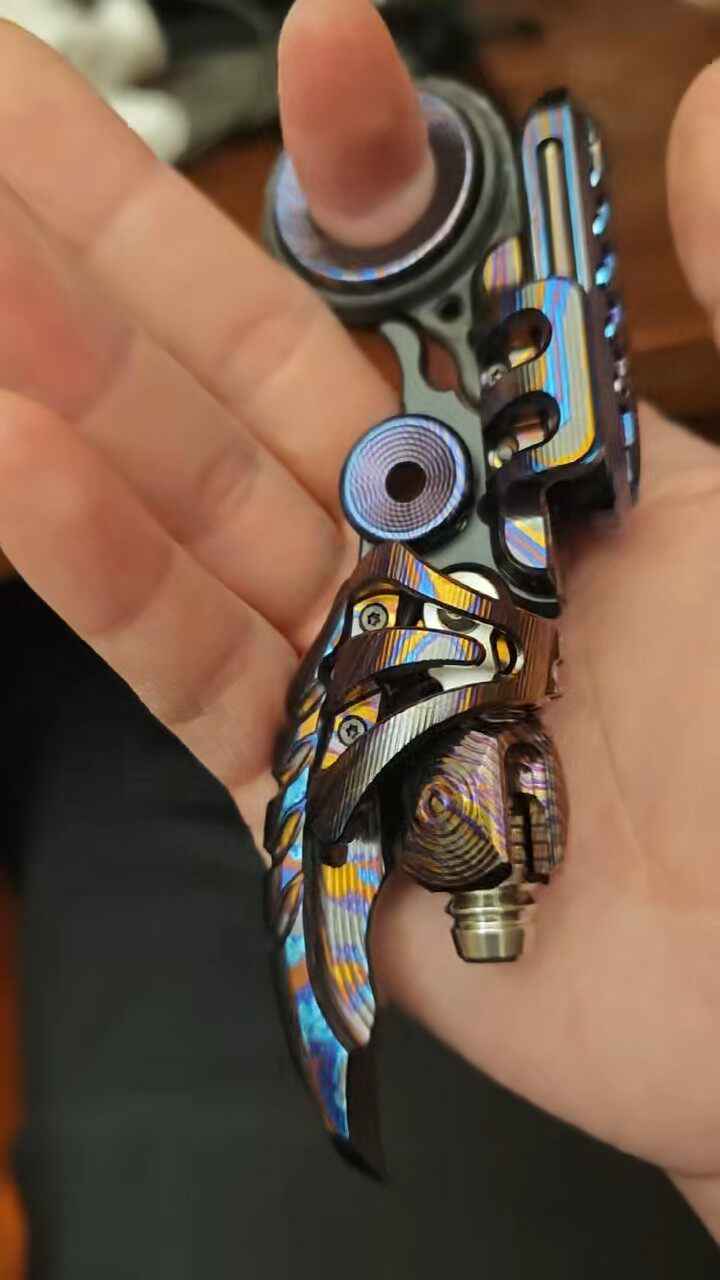 EXOSKELETON Zircuti