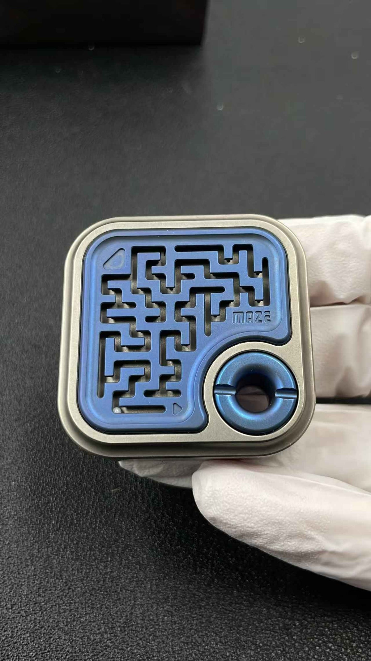 MAZE BLOCK Titanium