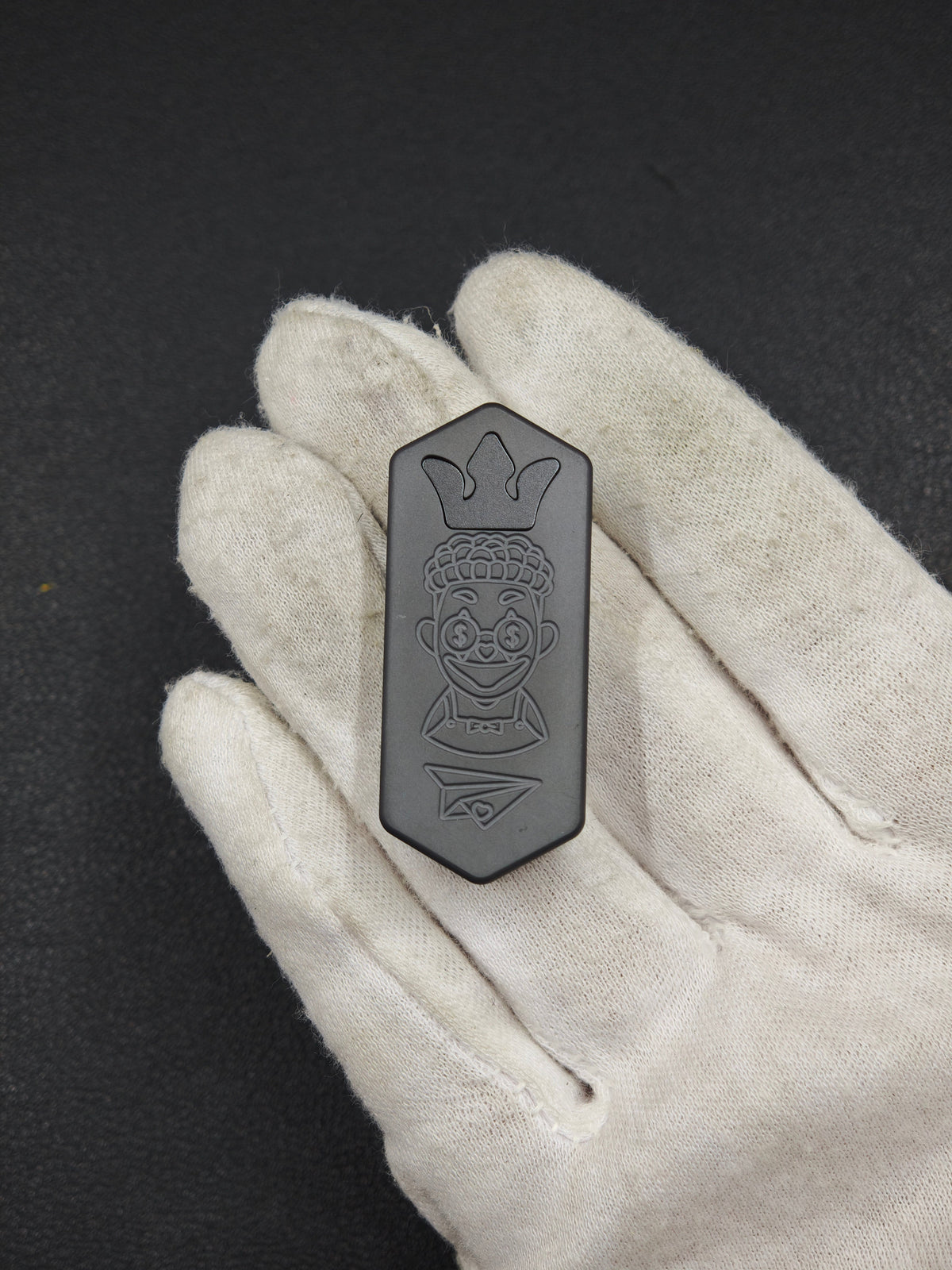 Plane Zirconium