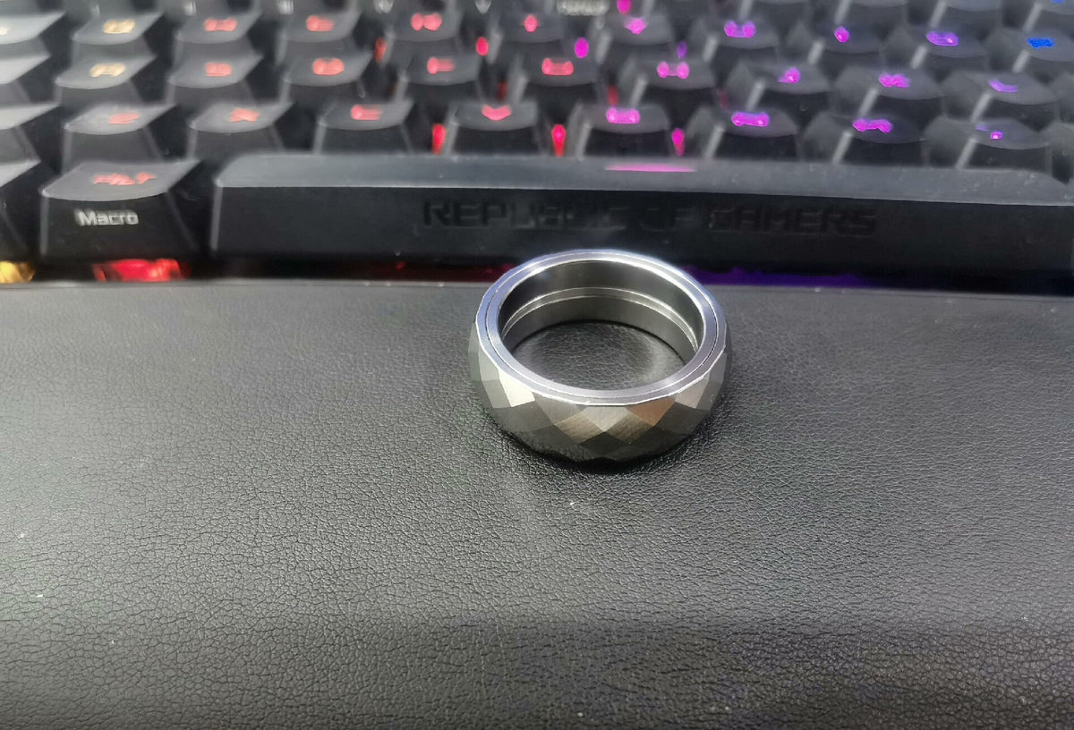 Pig Ring Size #27 Titanium