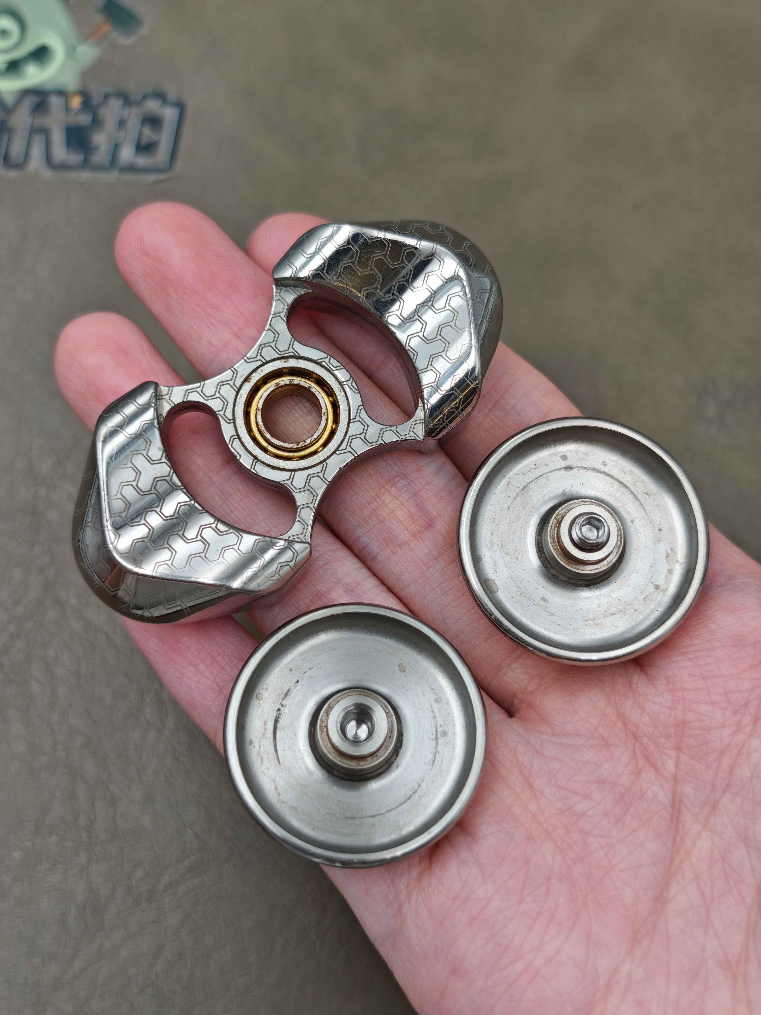 Feather Titanium