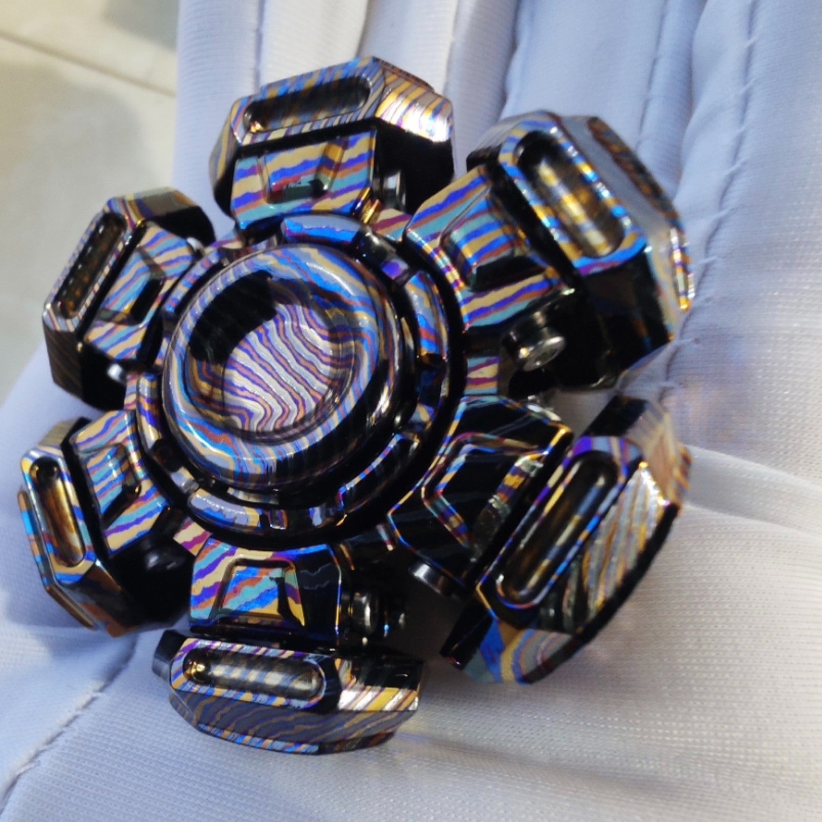 T-MAX Ancient Iron Metal Fidget Spinner