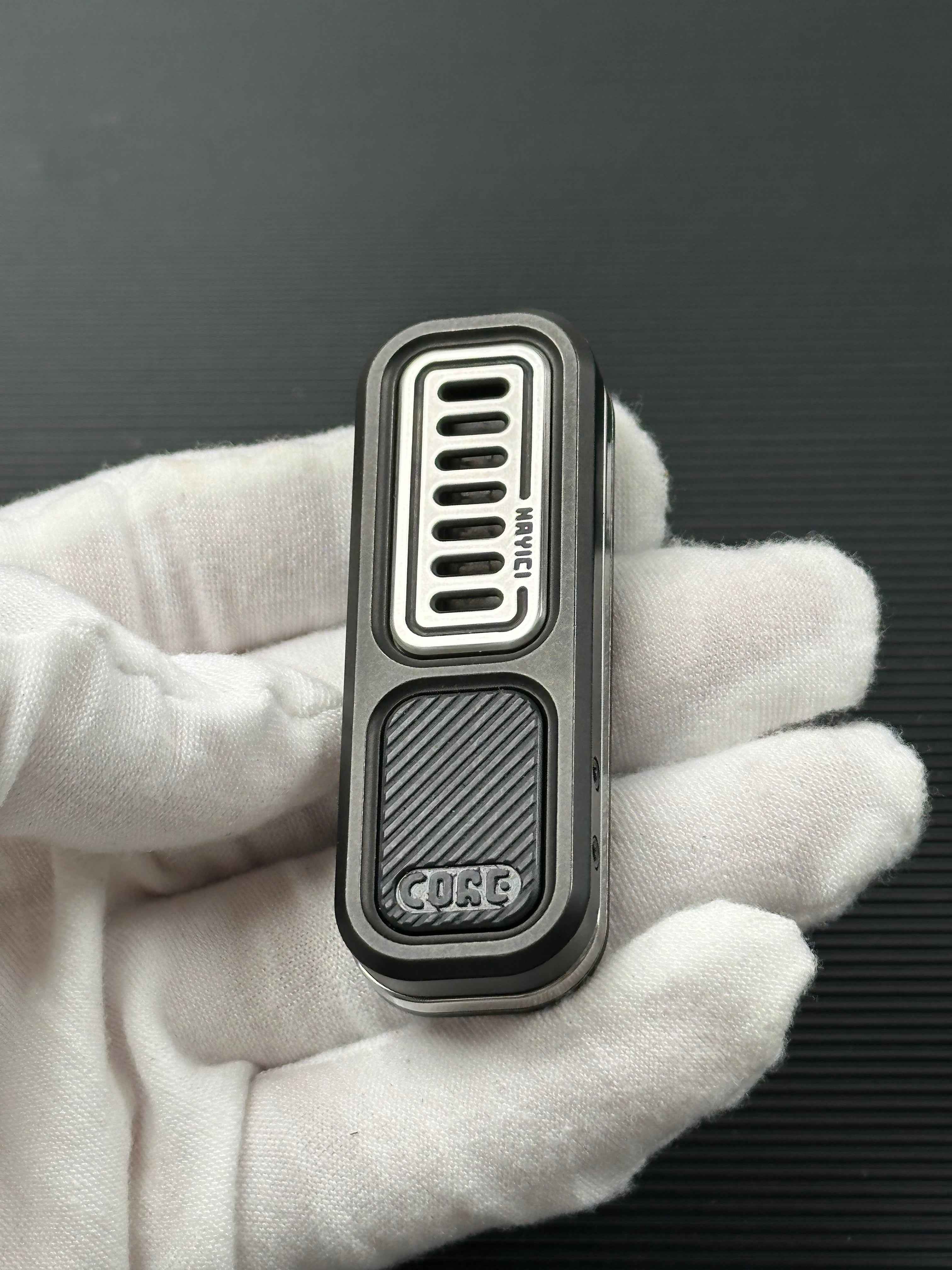 Eraser Titanium