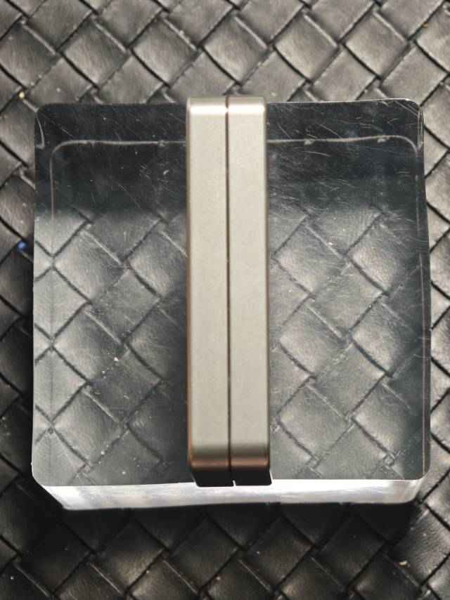 Mini Brick Titanium