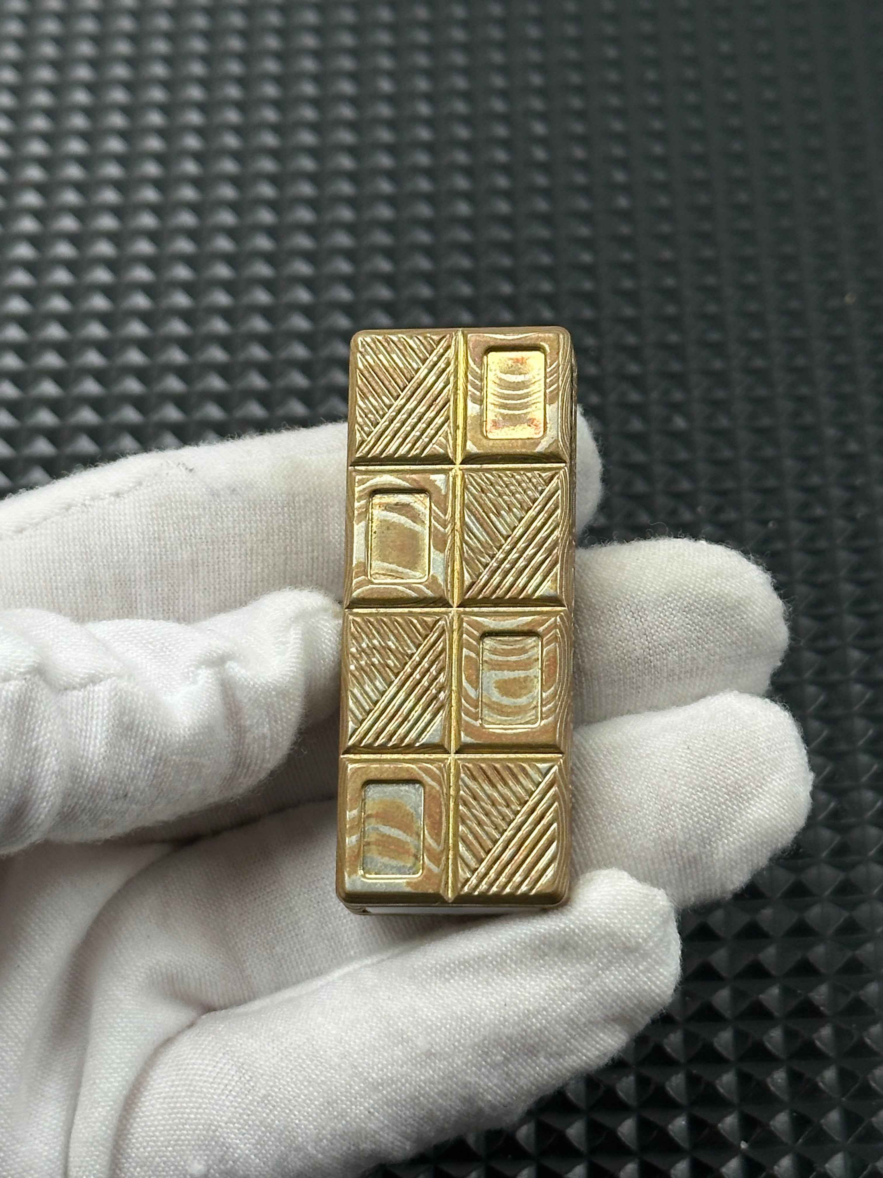 Wafer Chocolate Mokume