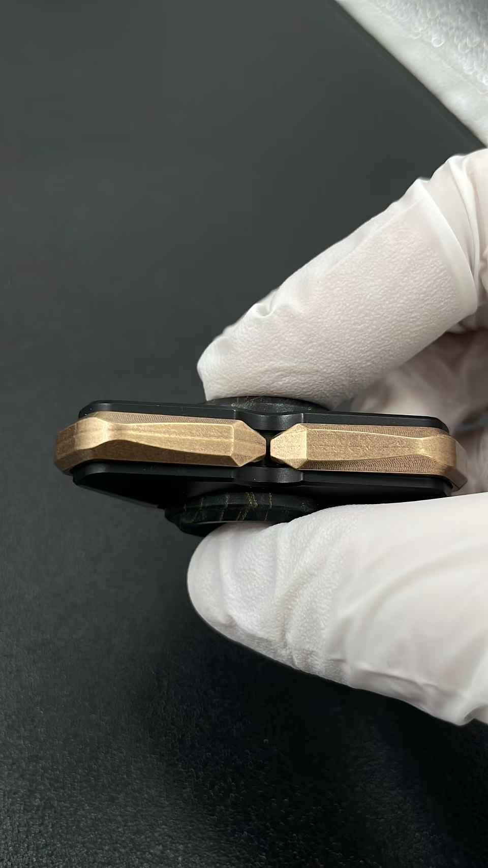 Qs Titanium Copper Resin
