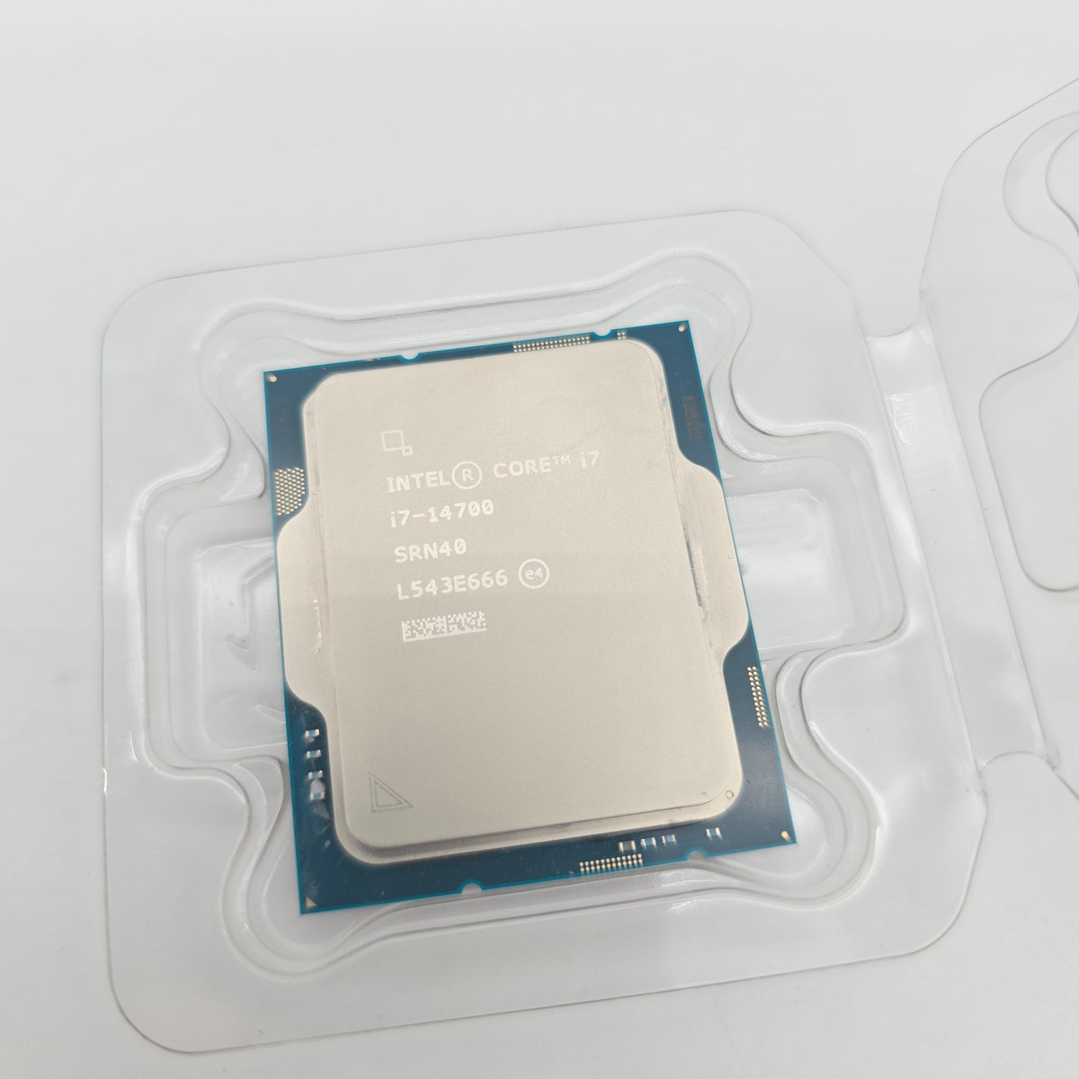 Intel Core i7-14700, Socket LGA 1700, Gaming Desktop Processor CPU
