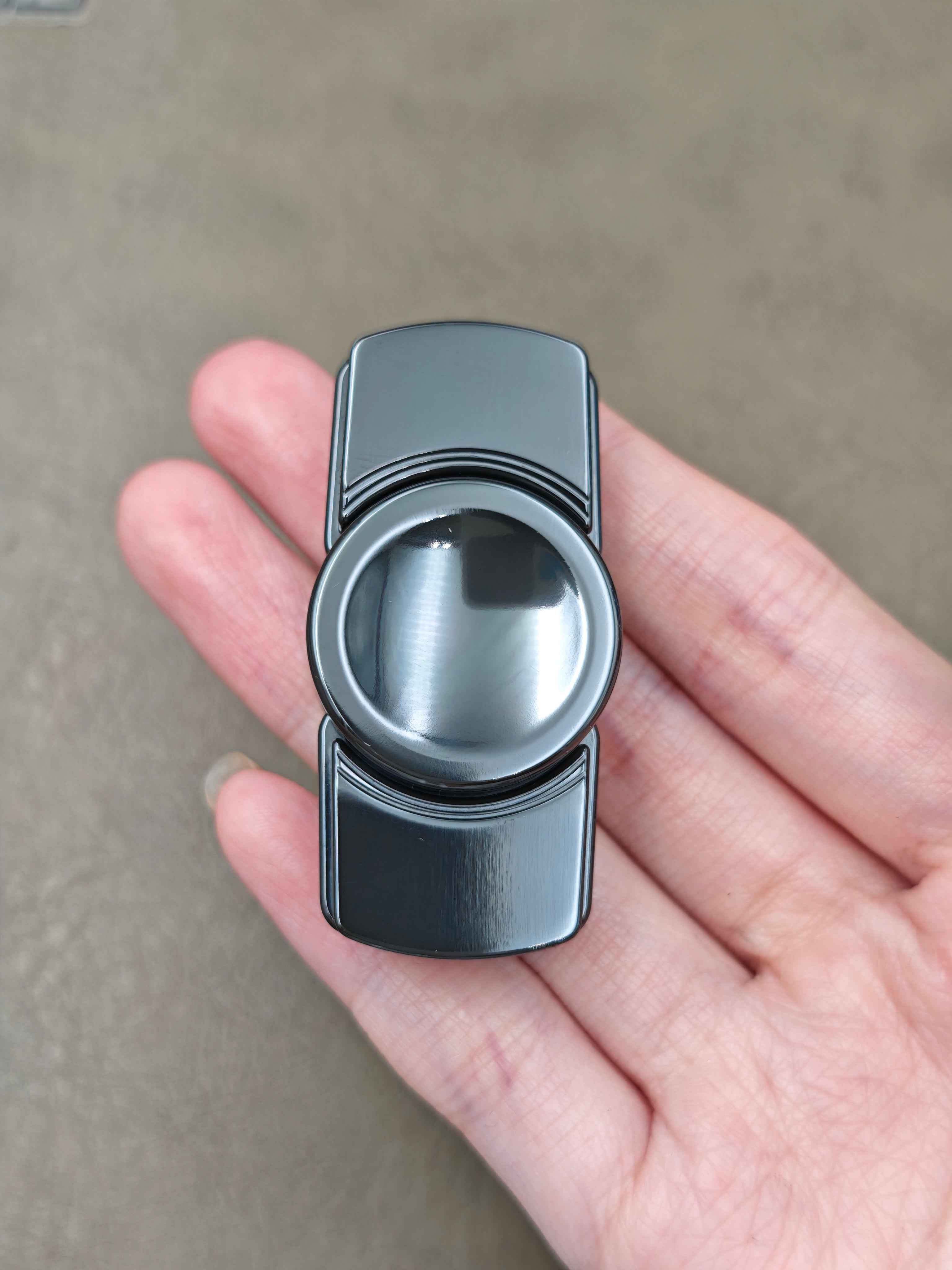 Moon M2 Zirconium