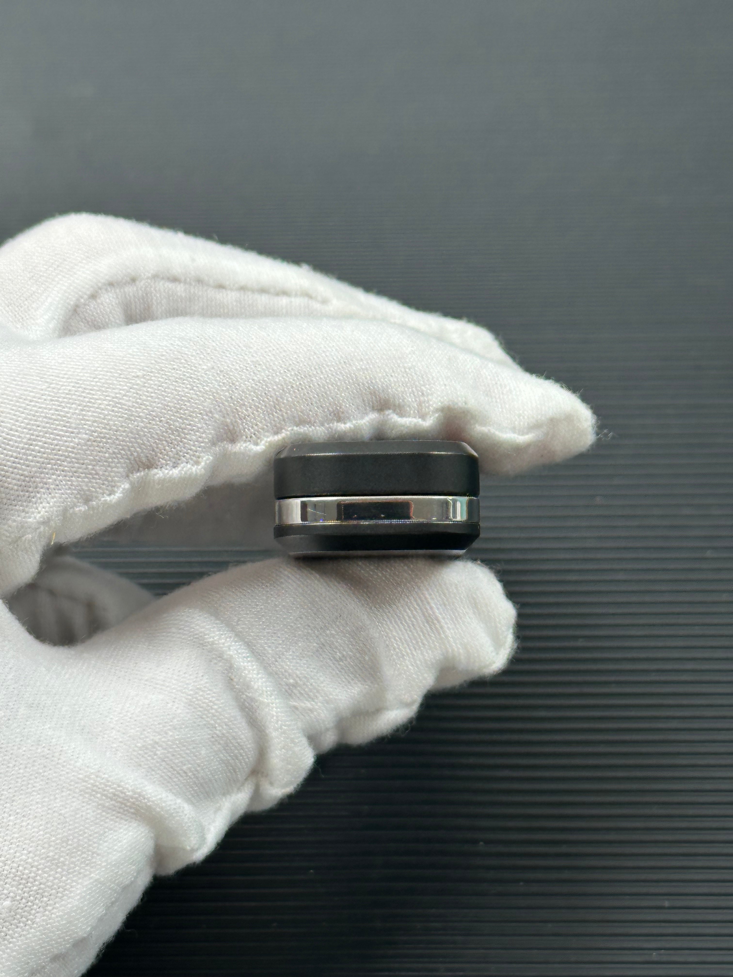 Eraser Titanium