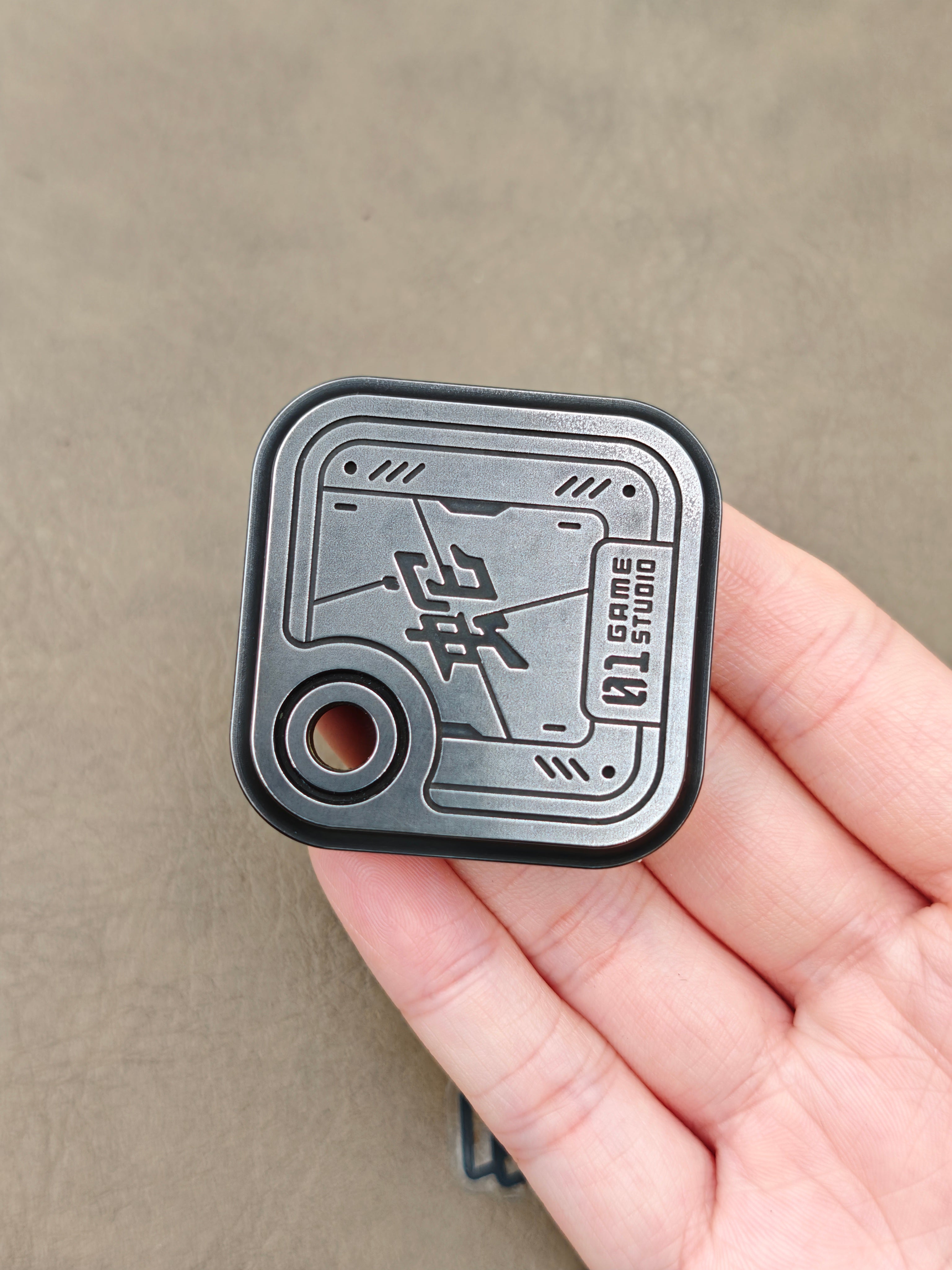 MAZE BLOCK Stainless Steel Limited Edition