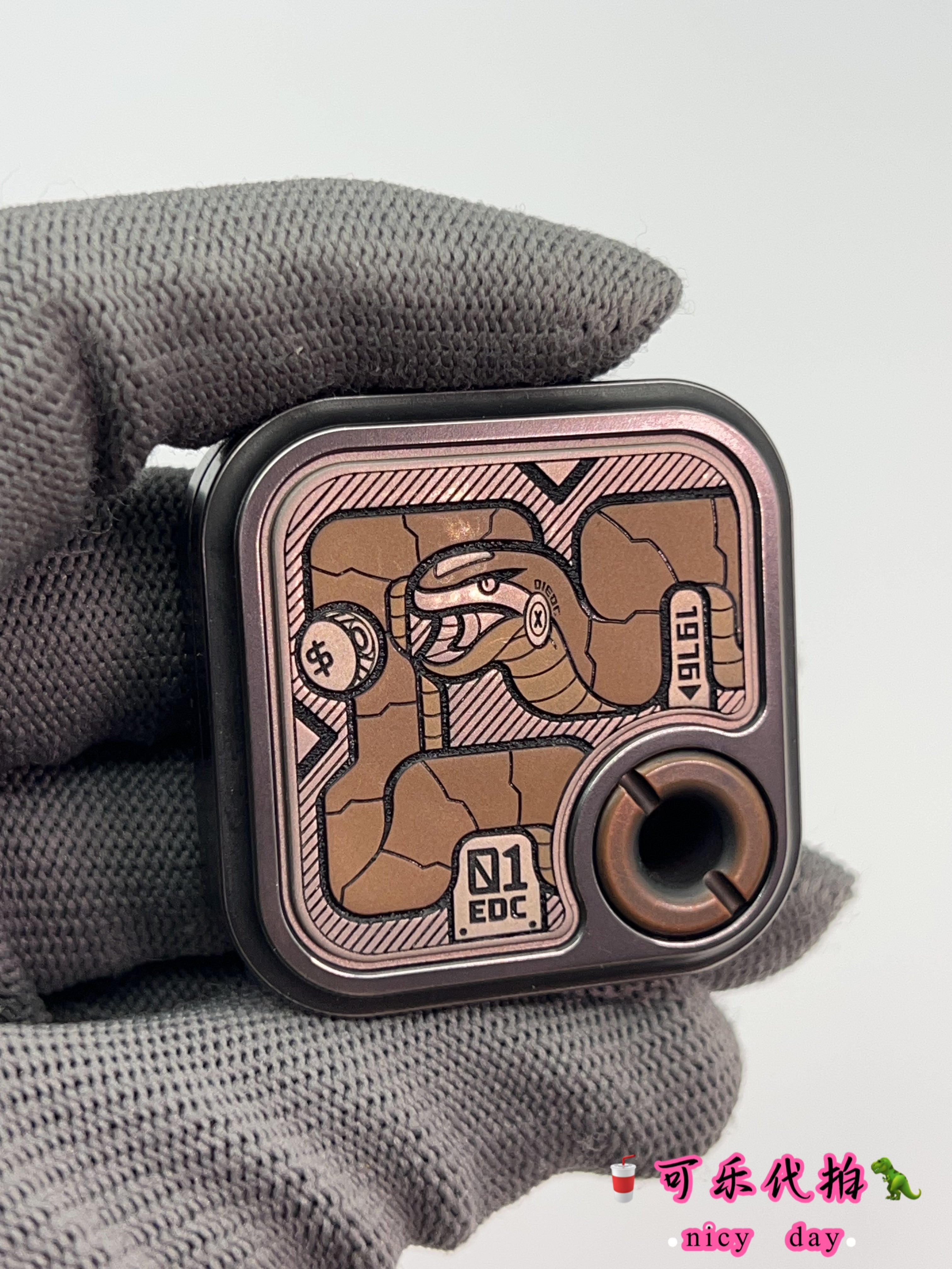 MAZE BLOCK Copper Stainless Steel