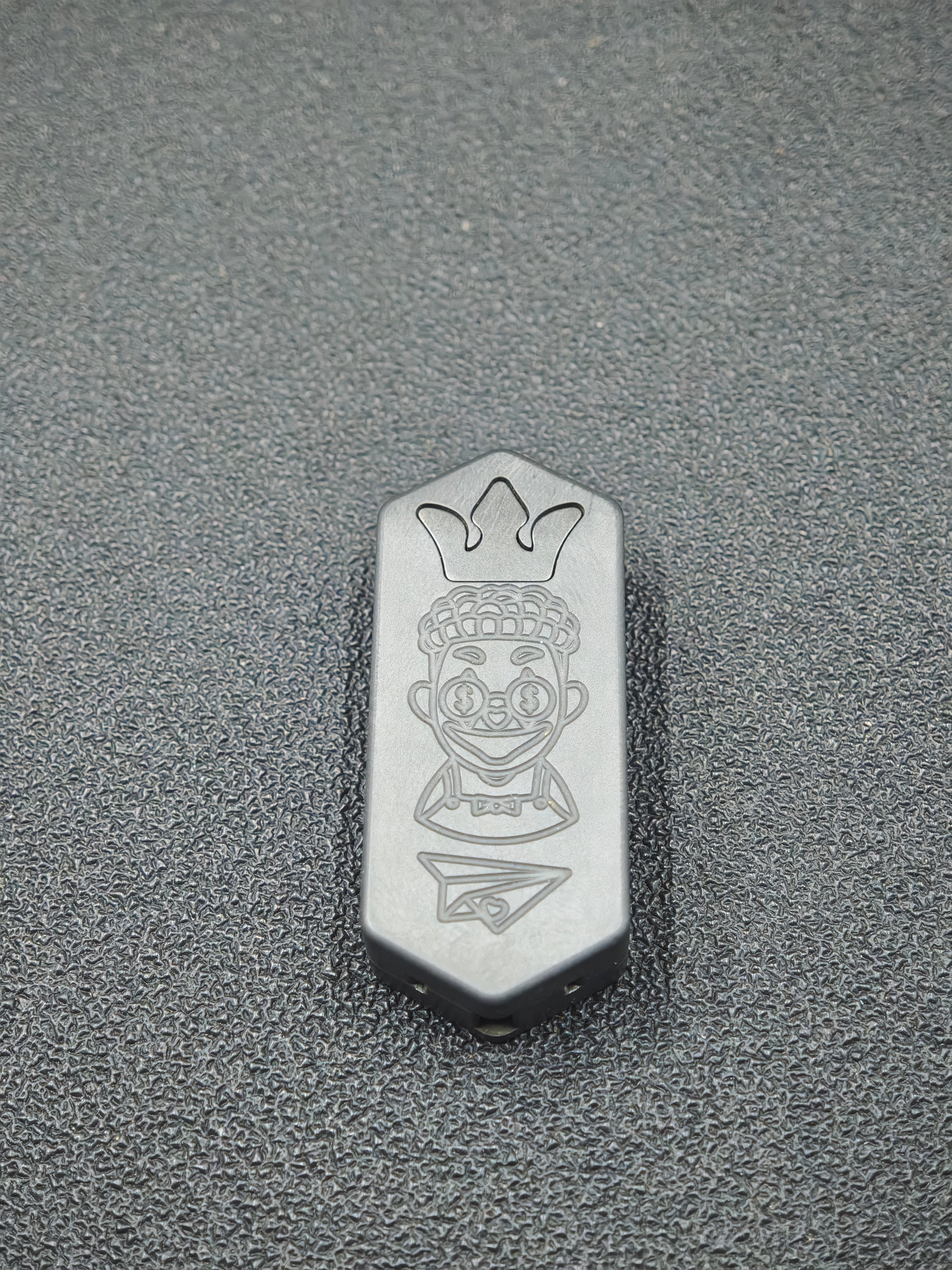 Plane Zirconium
