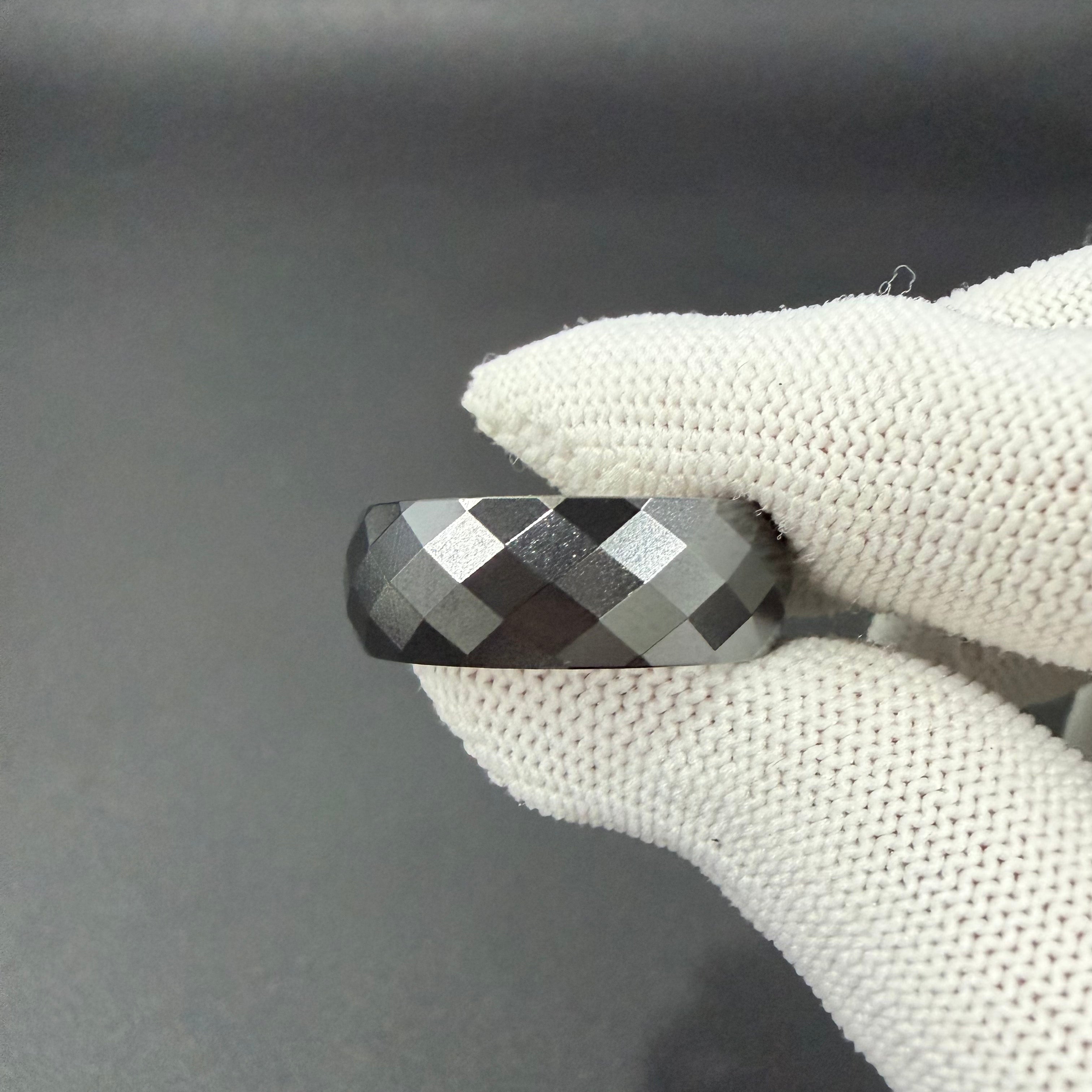 Pig Ratchet Zirconium