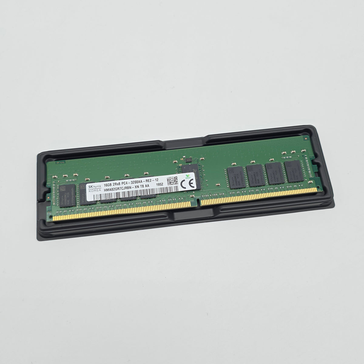 SK Hynix 16GB DDR4, 3200MHz, 2RX8, Server Workstation Memory RAM (1x16GB) RDIMM