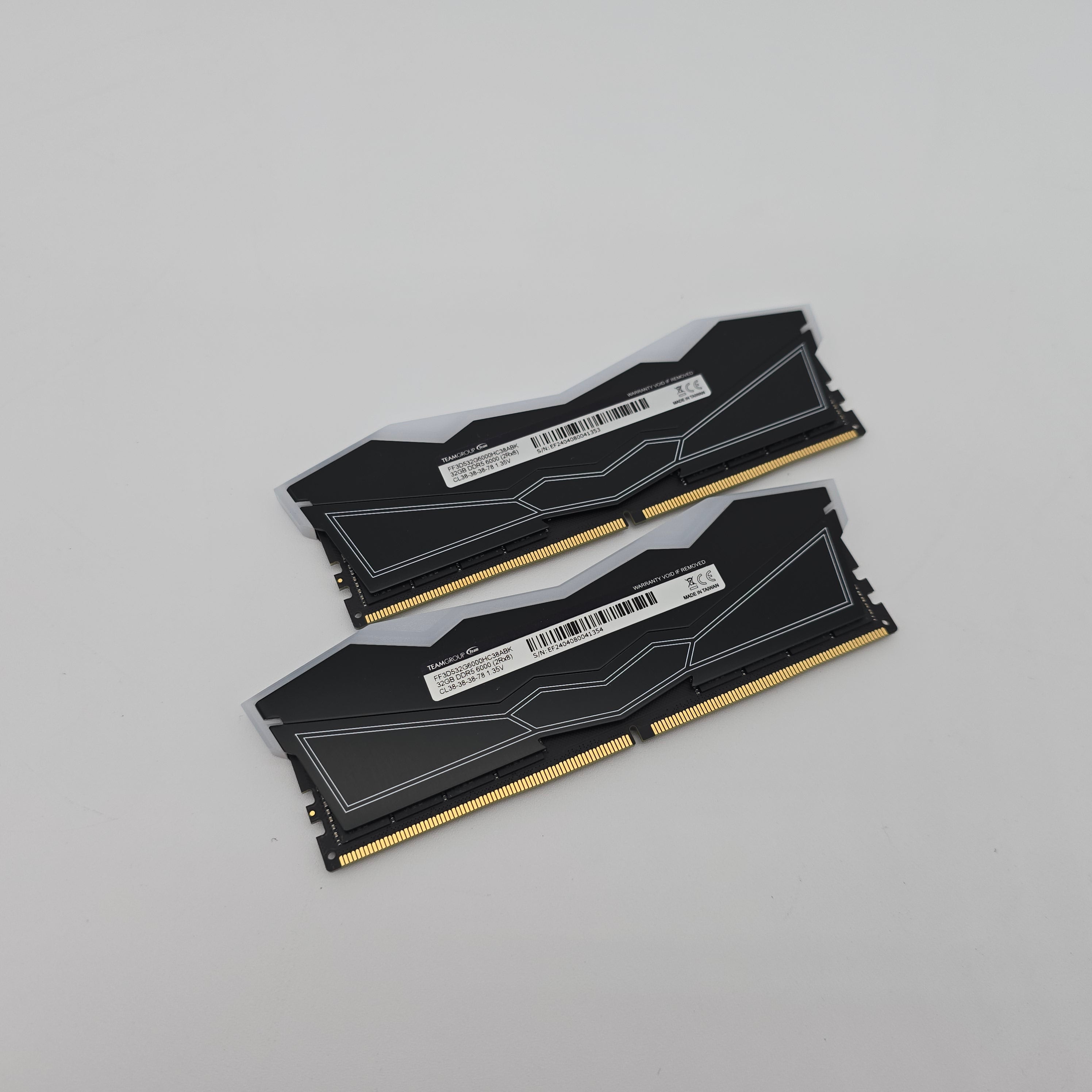 32GB DDR5 Teamgroup TForce Black RAM, 2x16GB, CL38-38-38-78