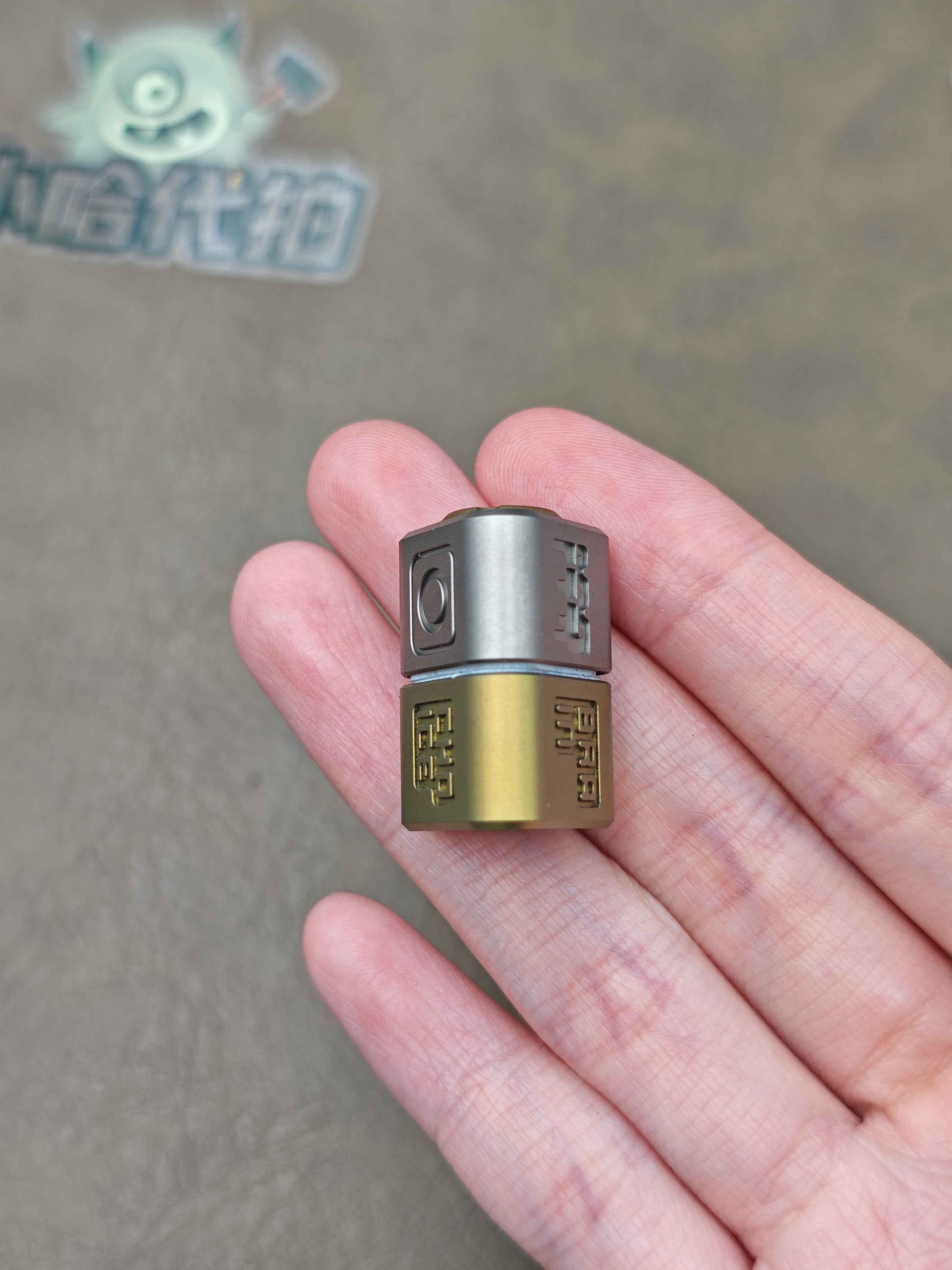 Snake Push 1.0 Zirconium