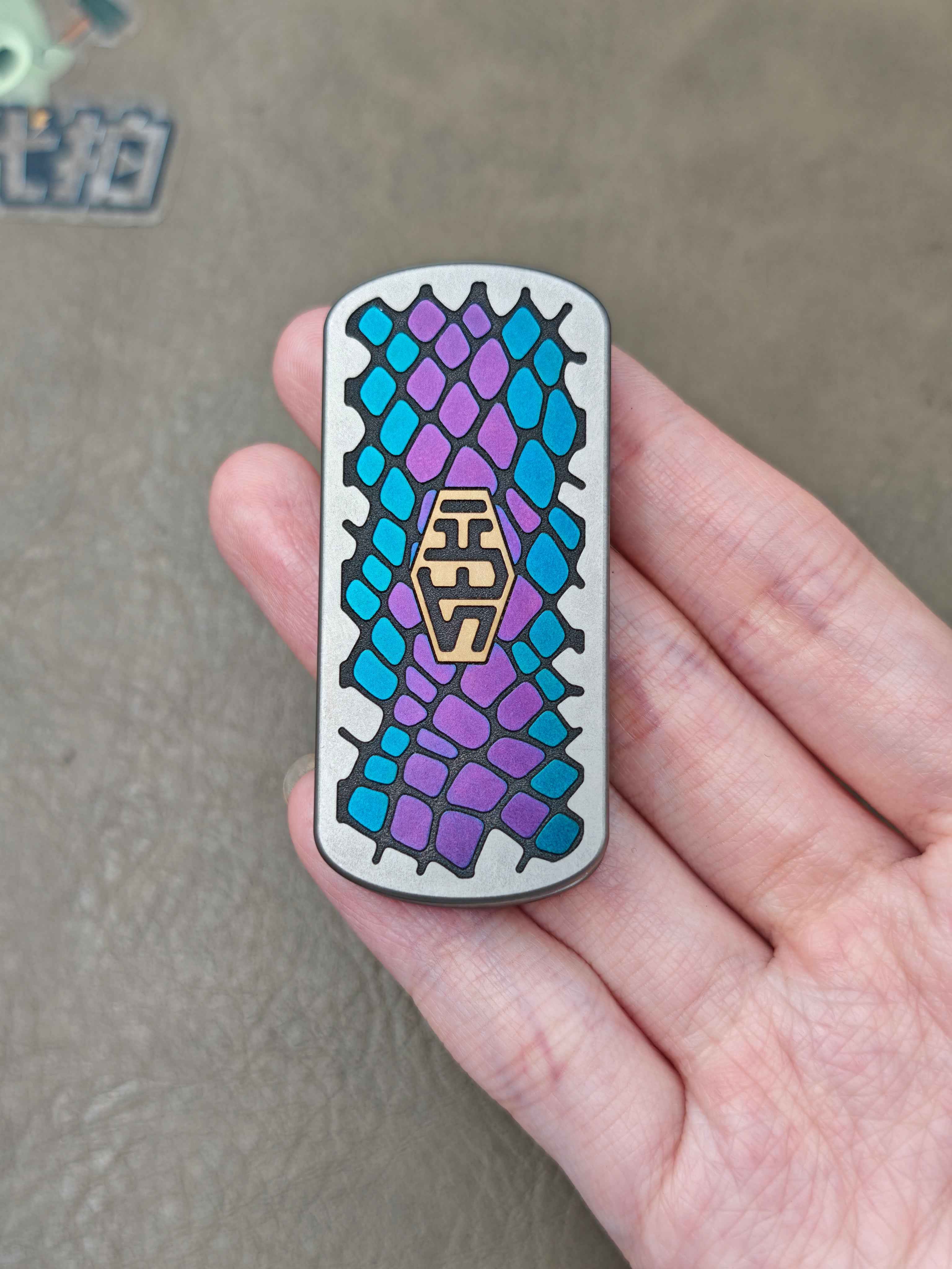 Blade Edge Python Titanium
