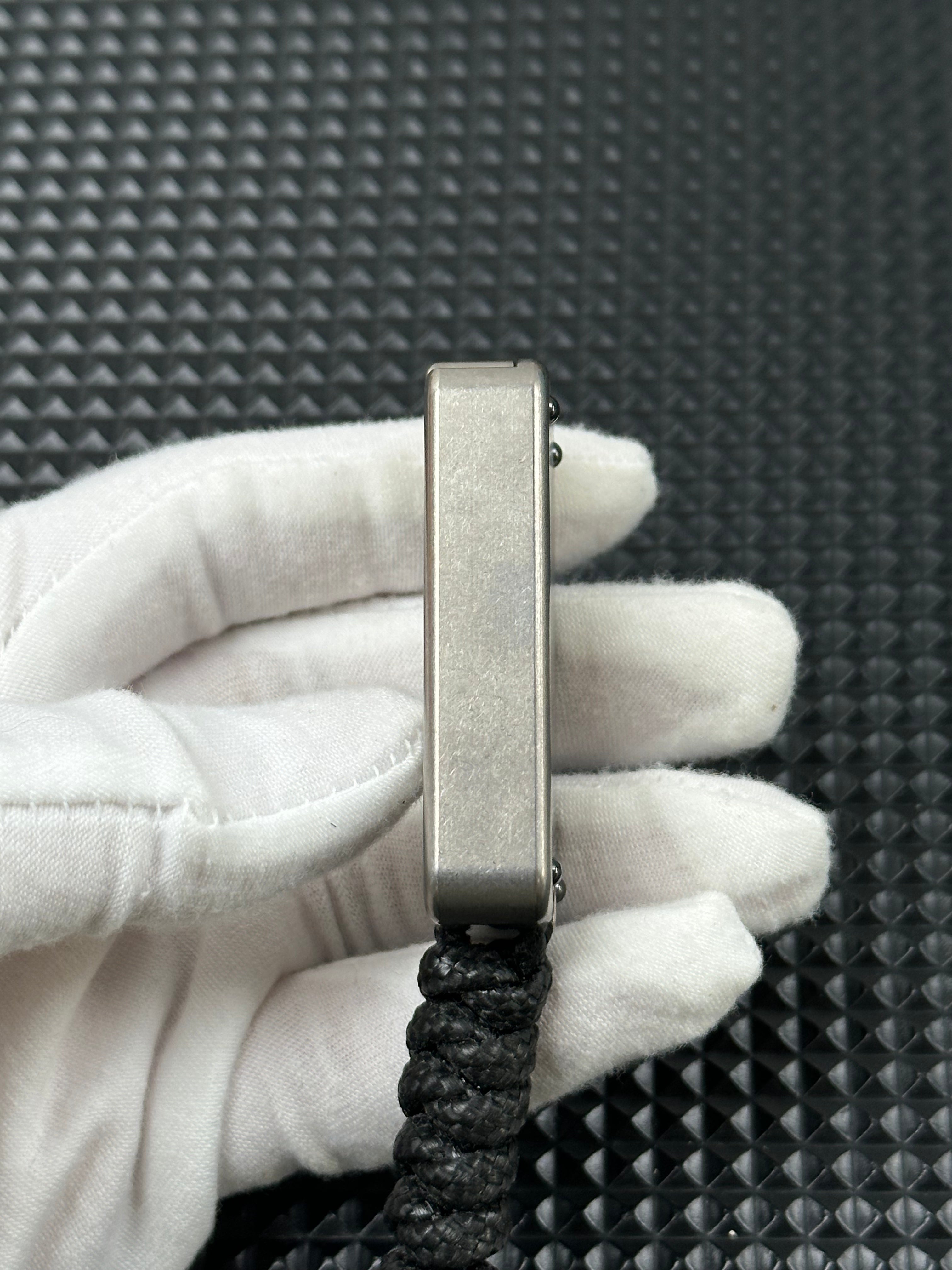 Pop Up Titanium